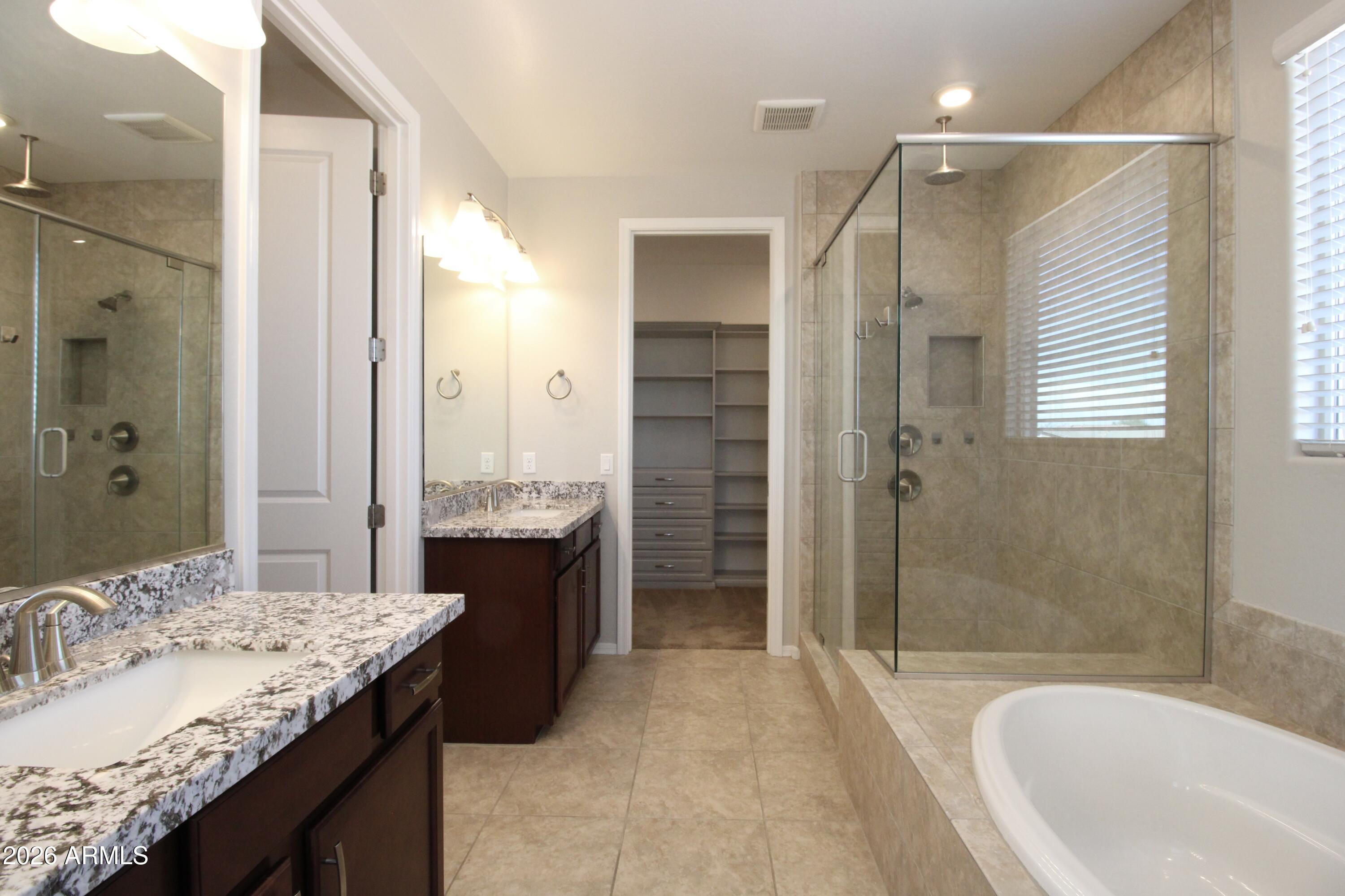 EASTMARK - Residential