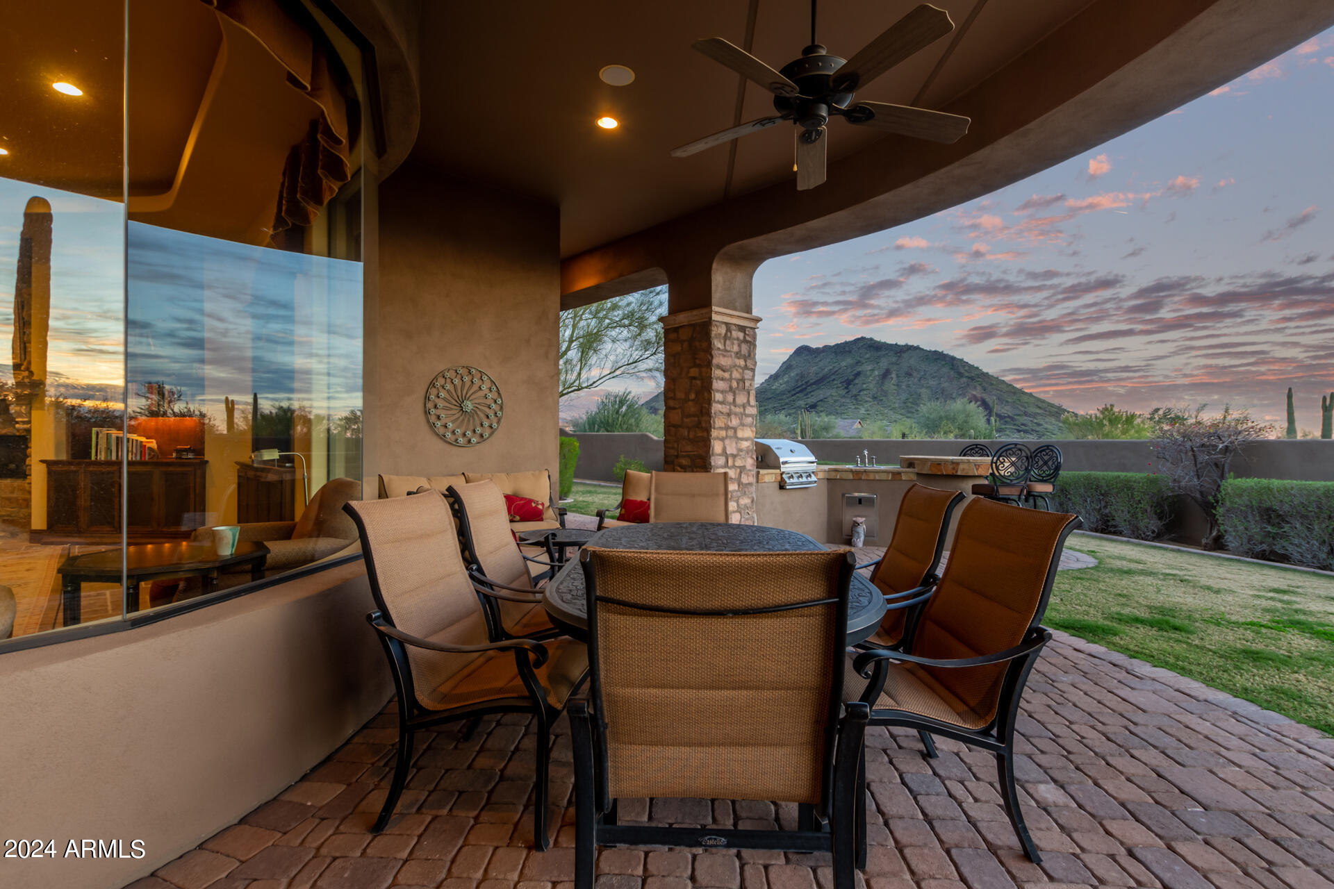 SIERRA HILLS - Residential