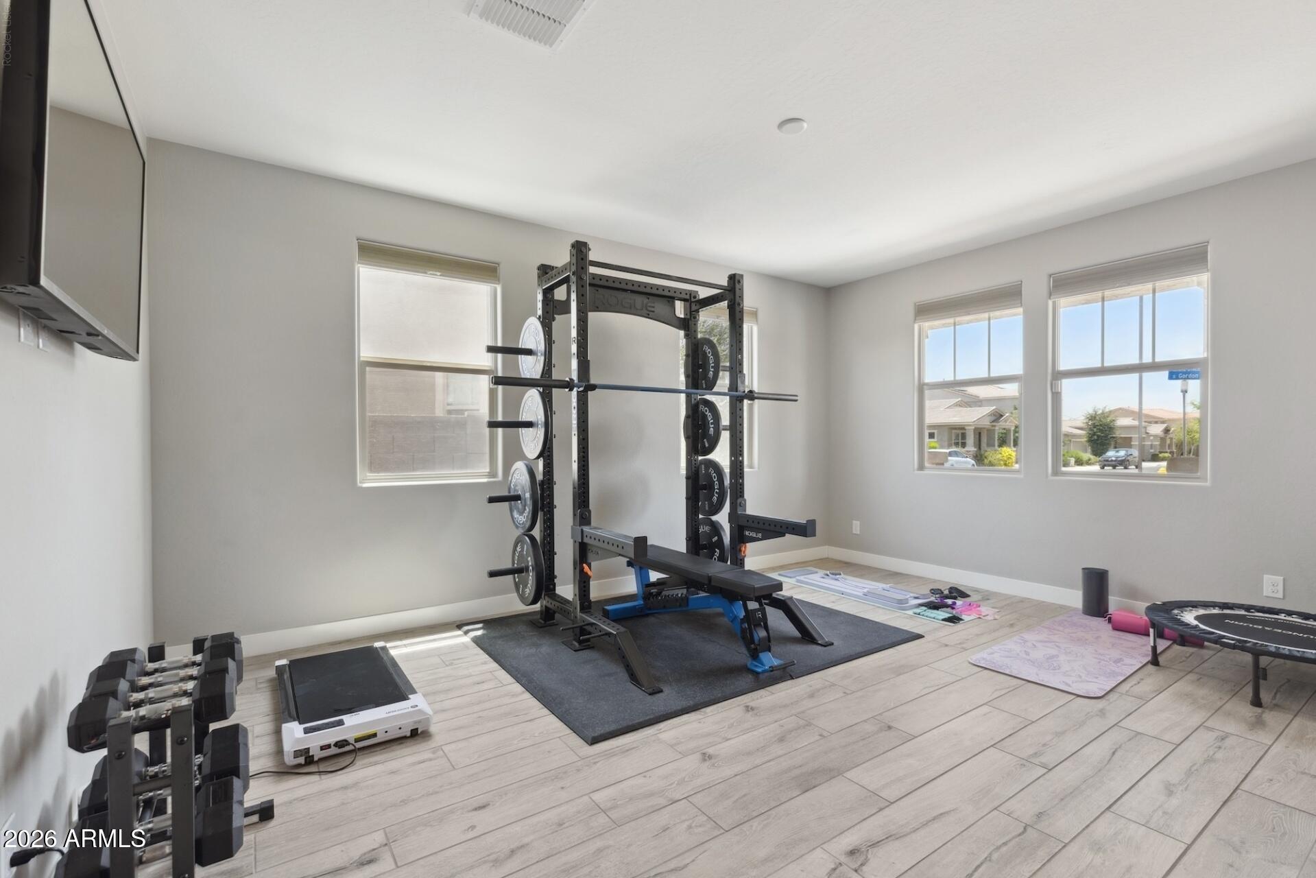 TAVERA - Residential