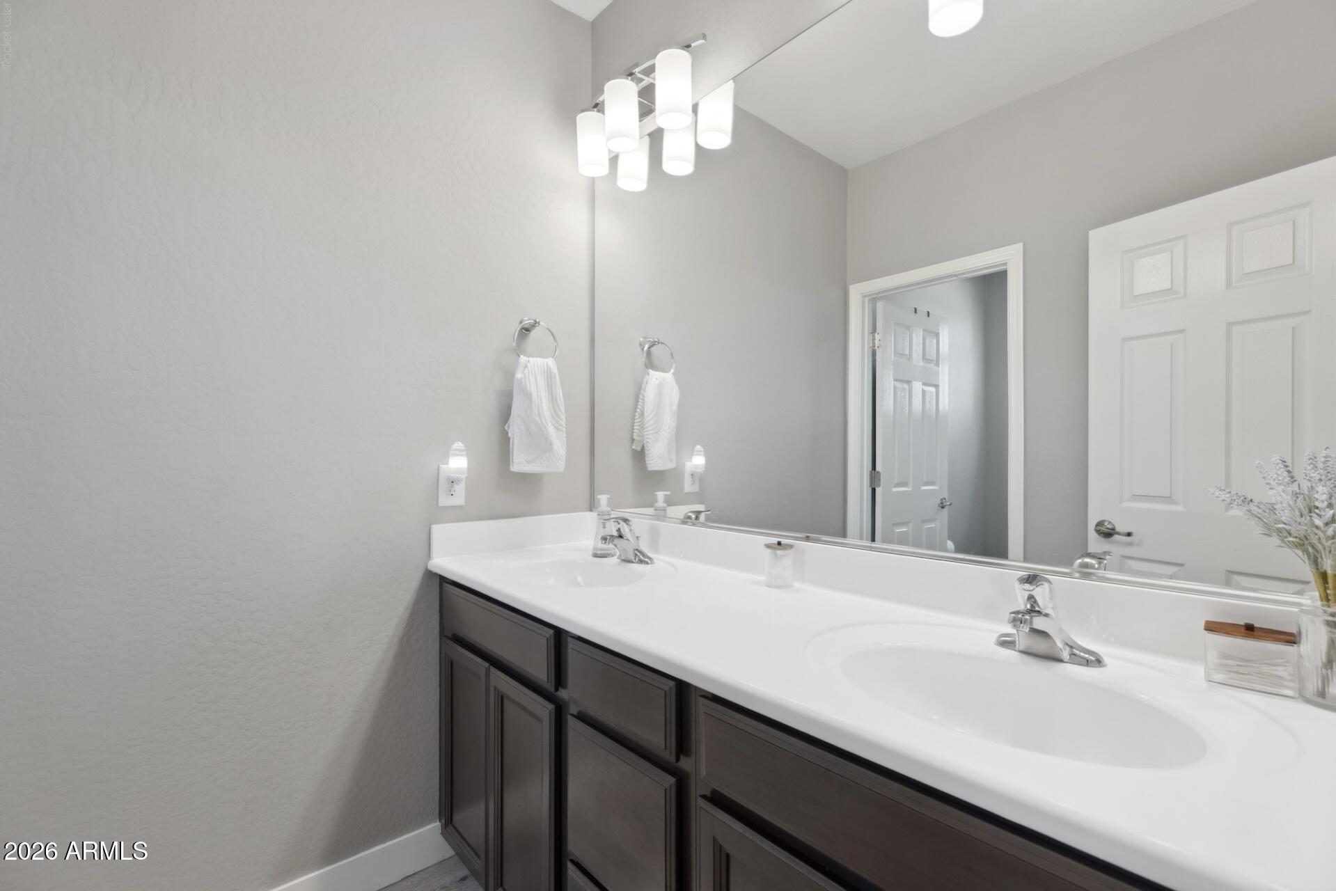 TAVERA - Residential