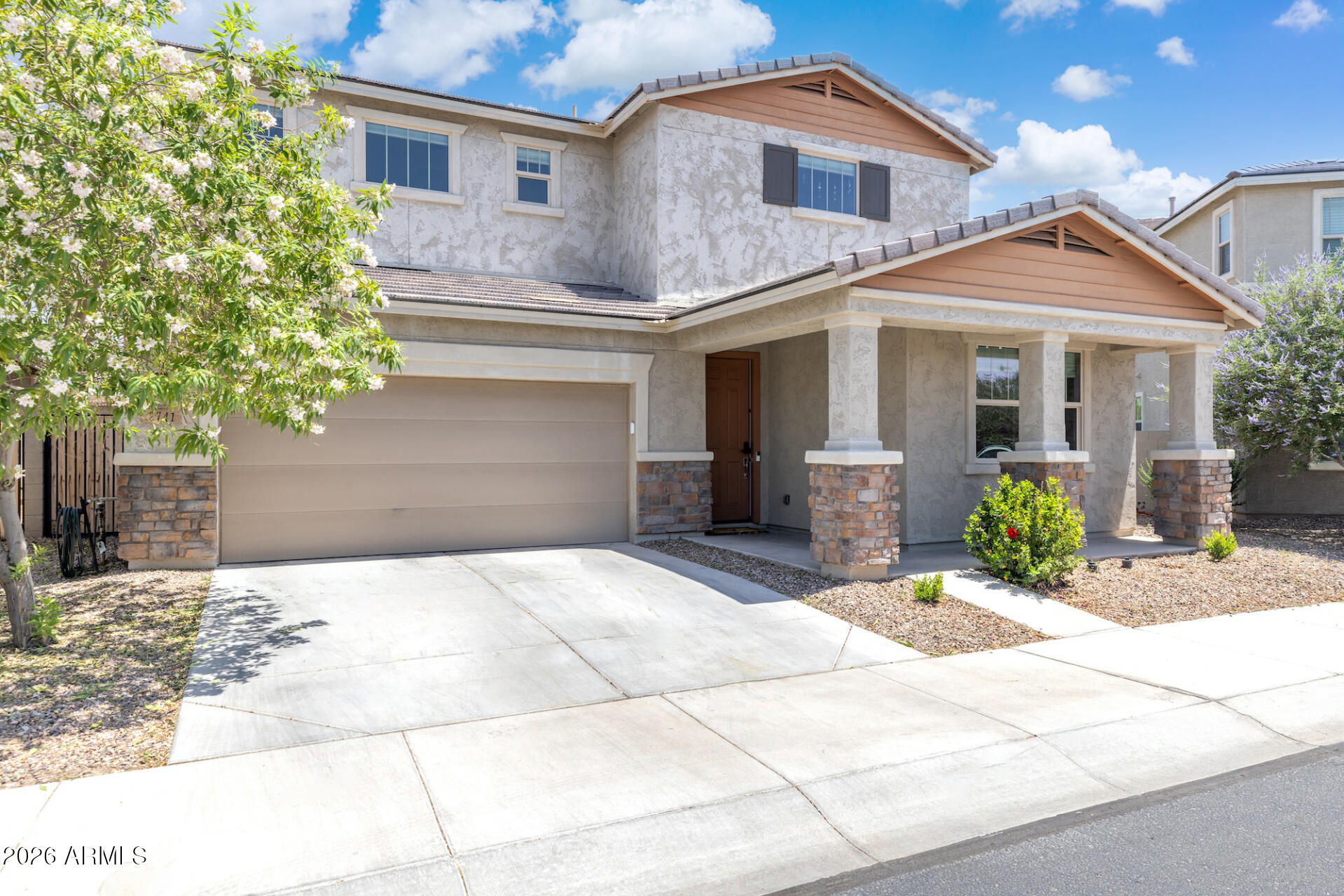 TAVERA - Residential