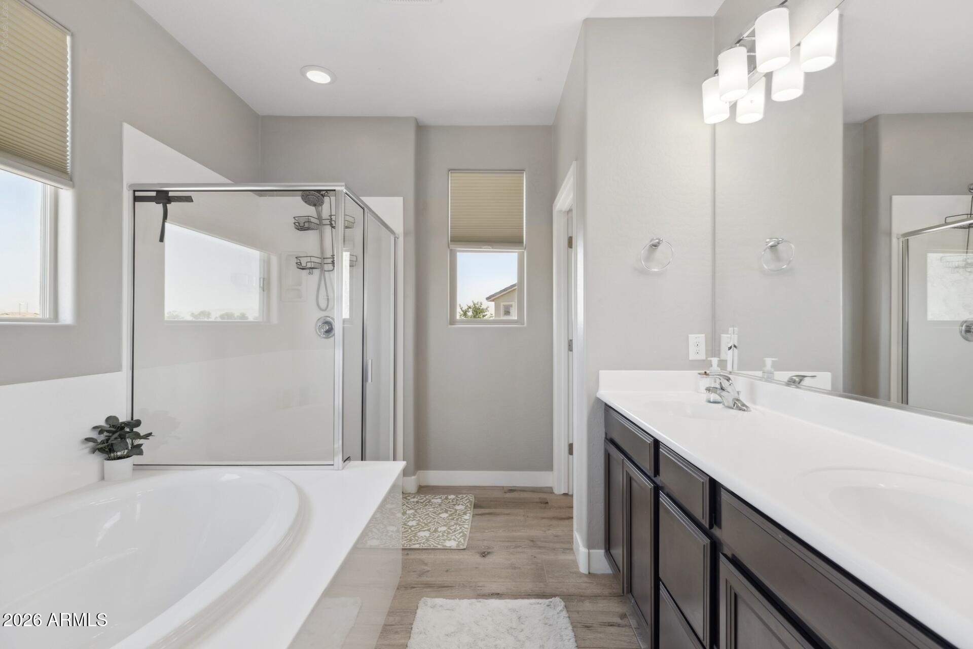 TAVERA - Residential