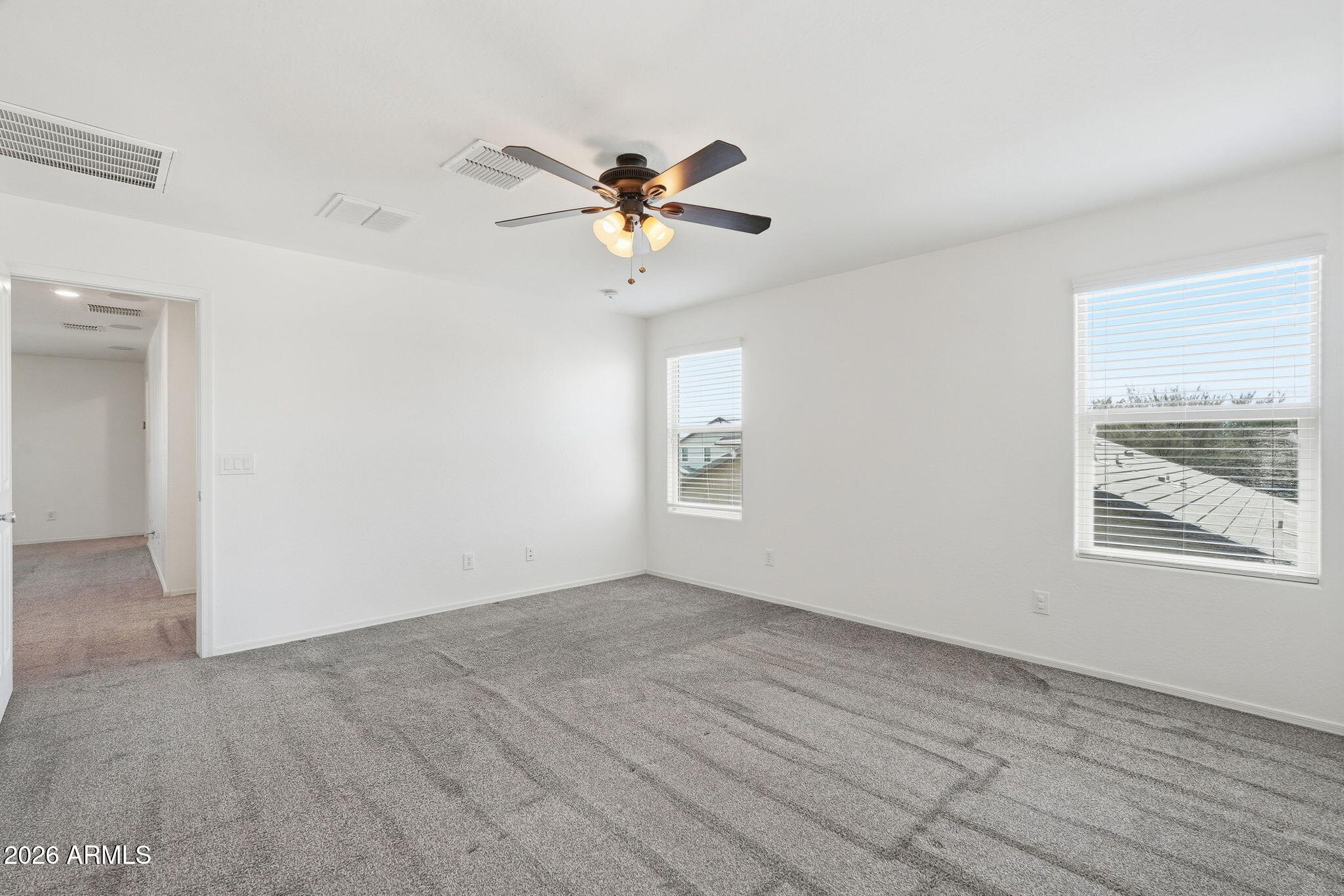 DAHLIA POINTE - Residential