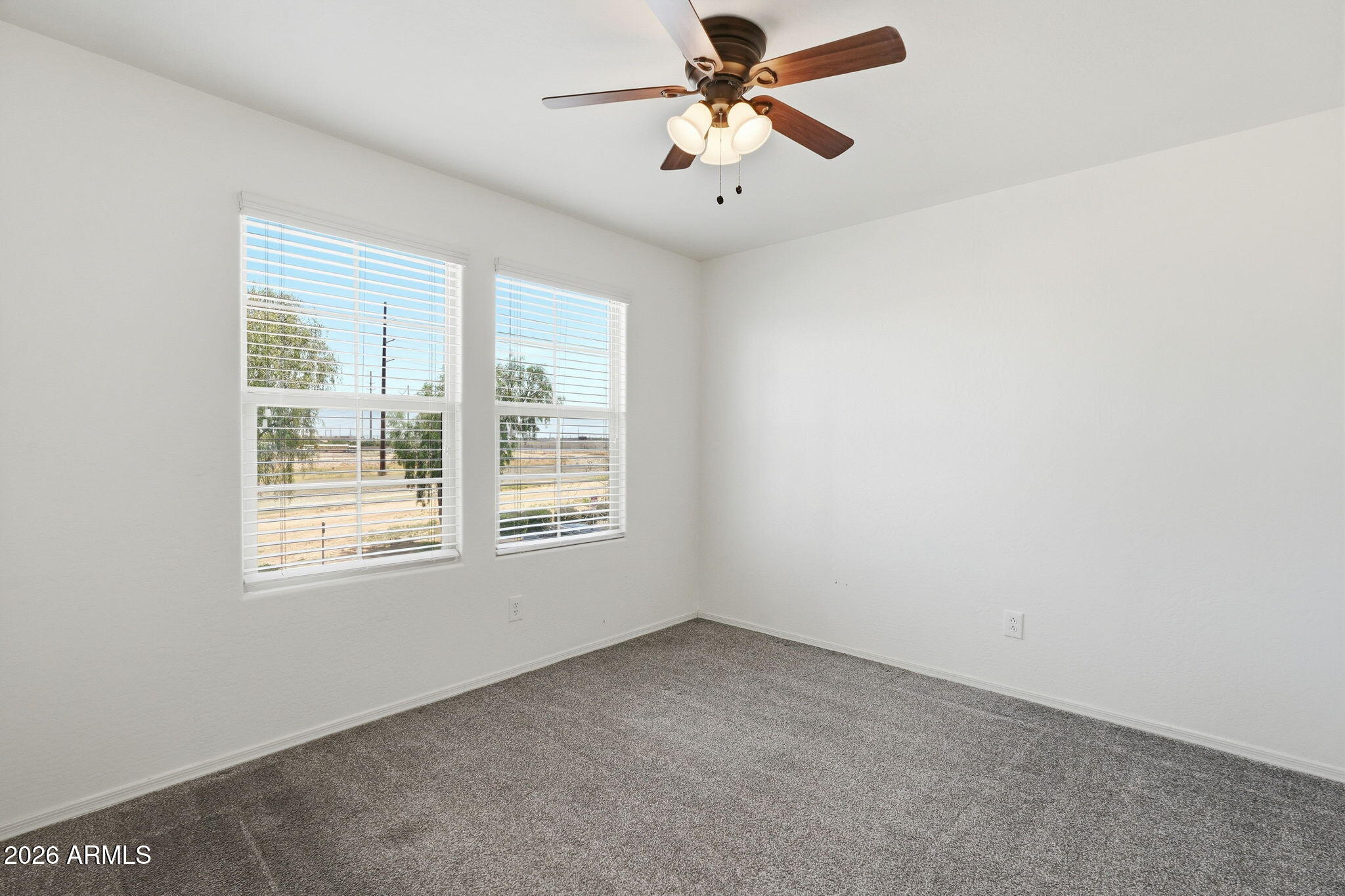 DAHLIA POINTE - Residential