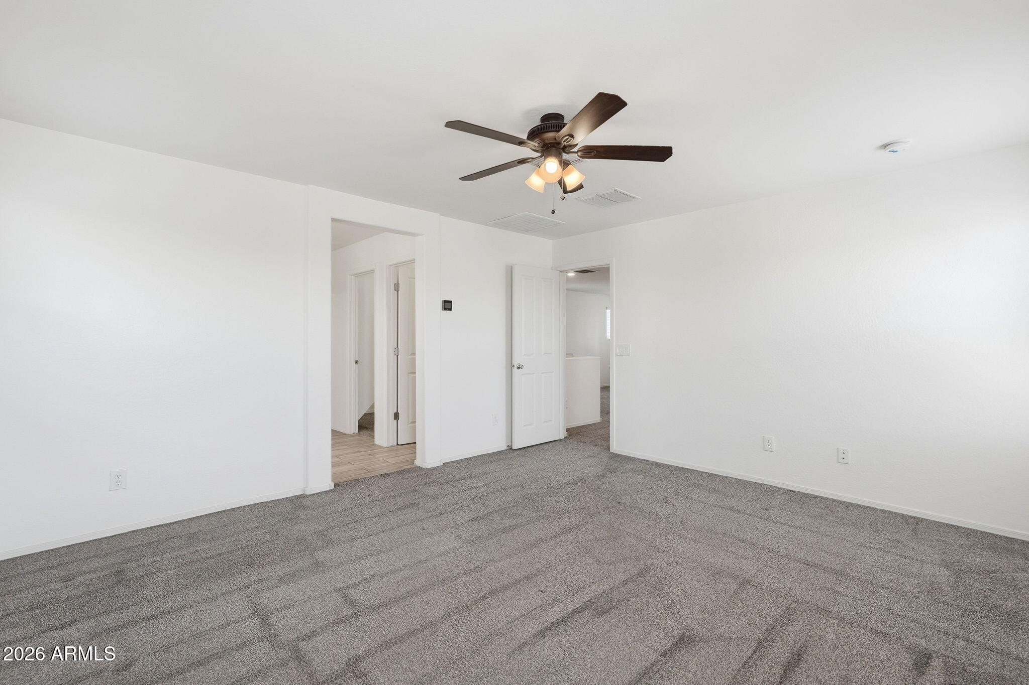 DAHLIA POINTE - Residential
