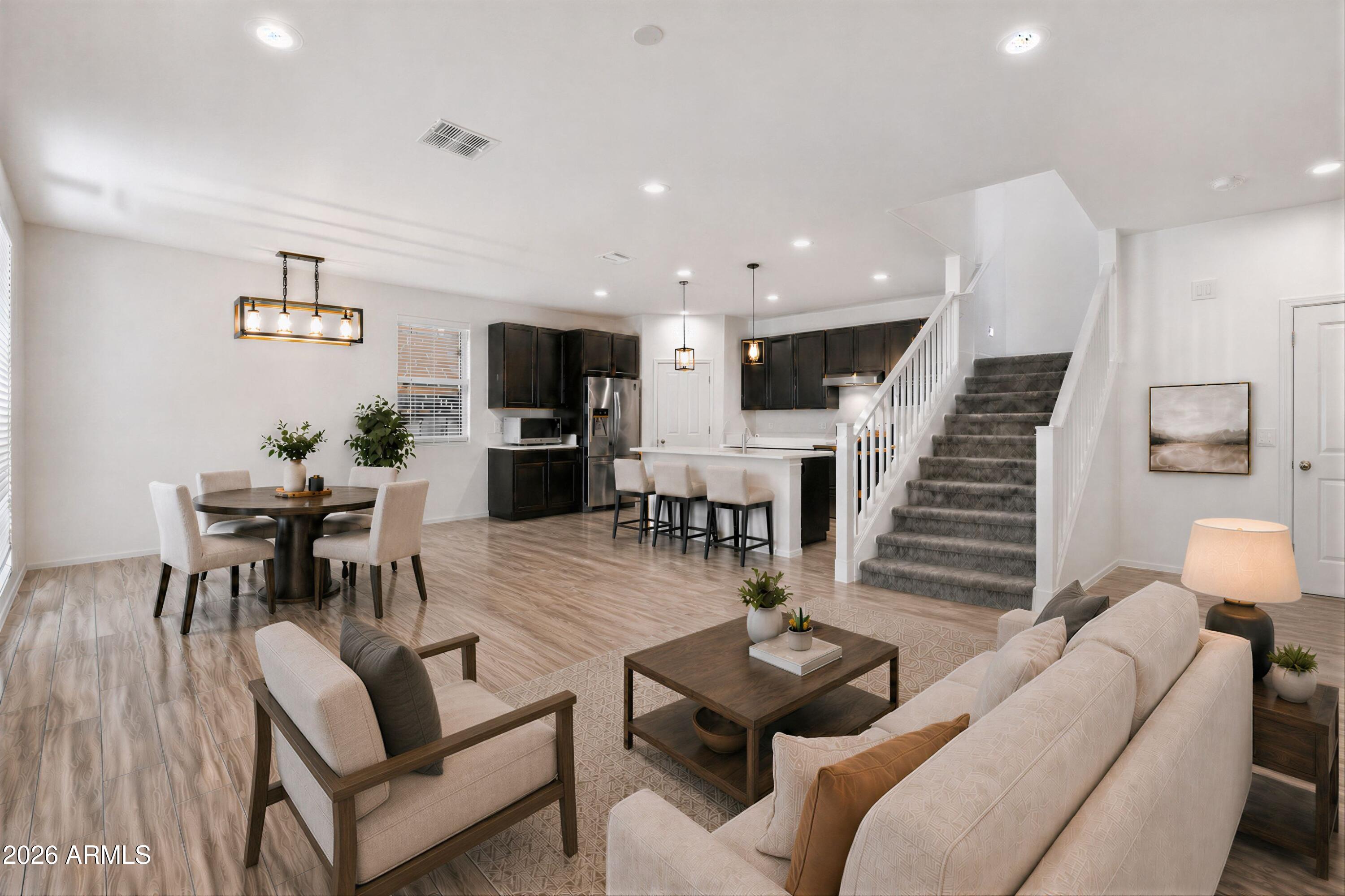 DAHLIA POINTE - Residential