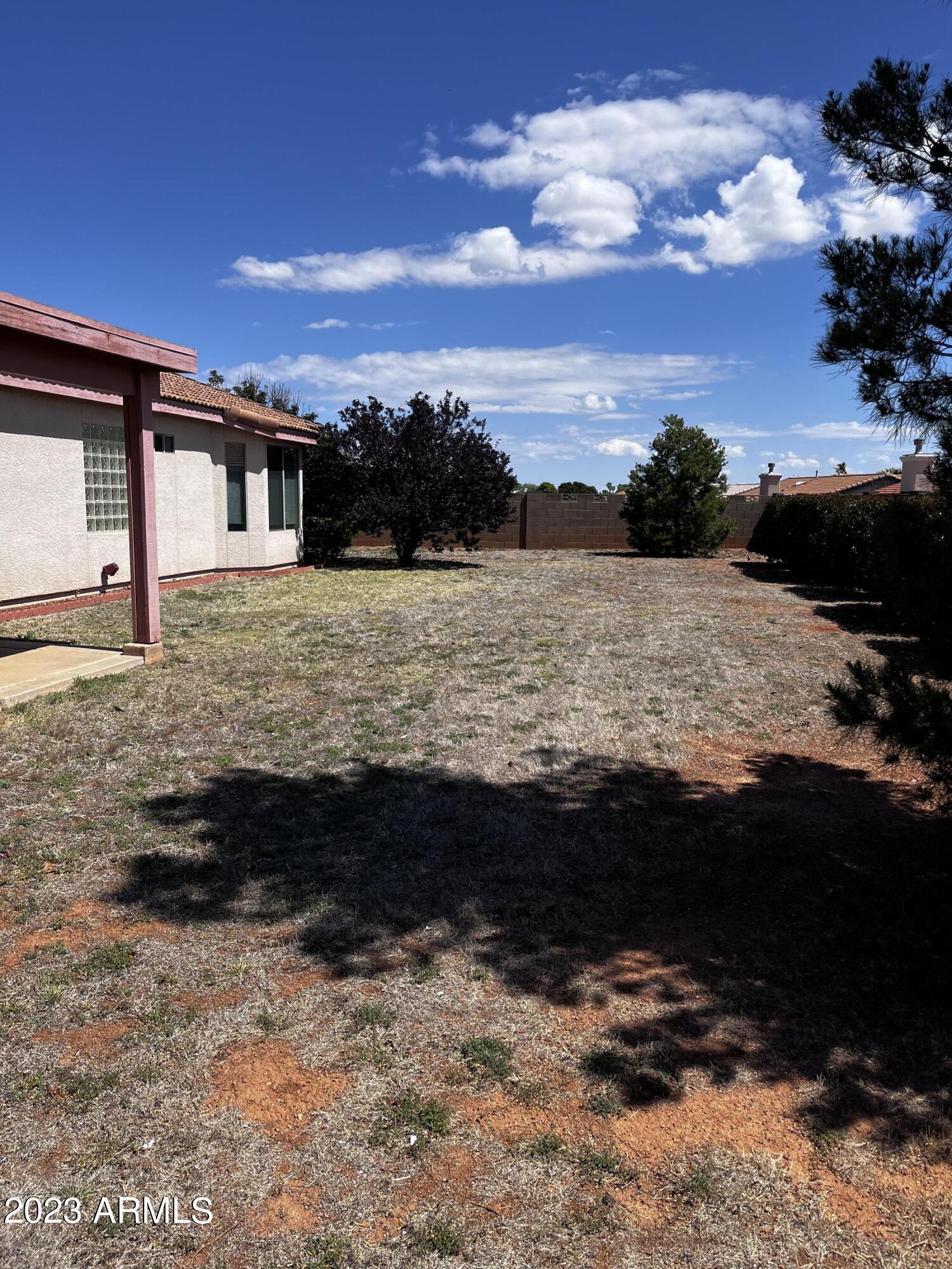 Canyon de Flores - Residential