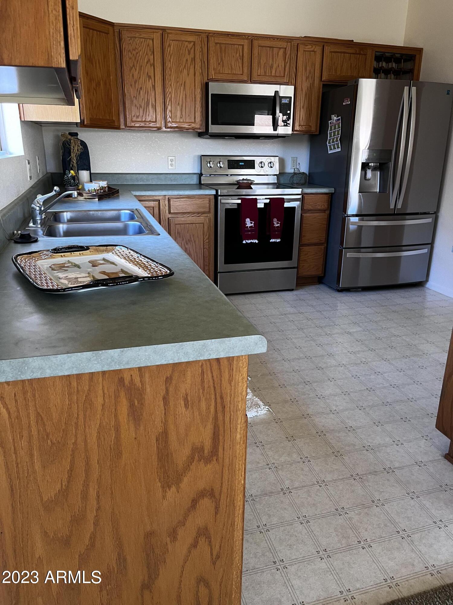 Canyon de Flores - Residential