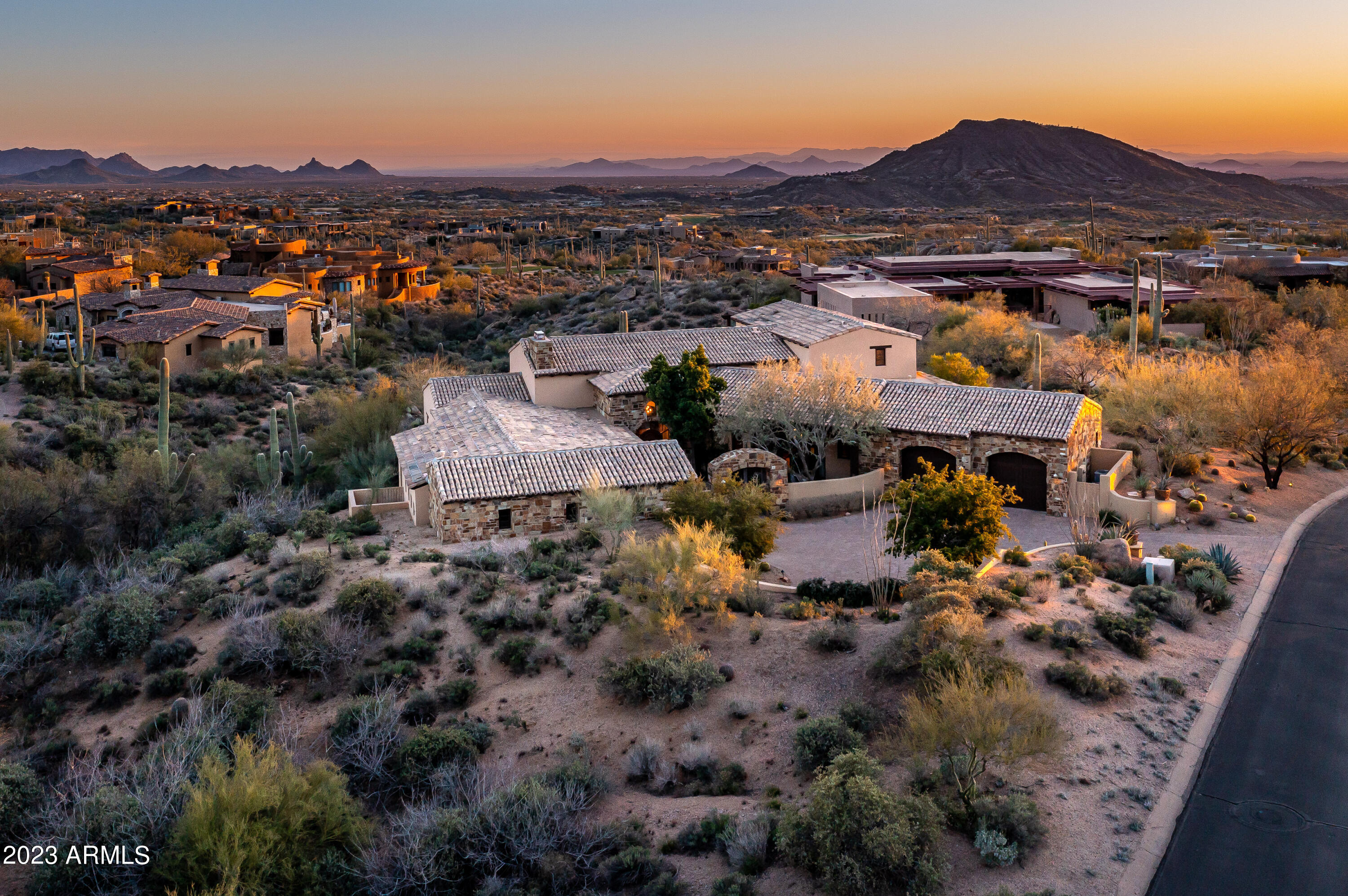 DESERT MOUNTAIN PHASE 3 UNIT 33 - Residential