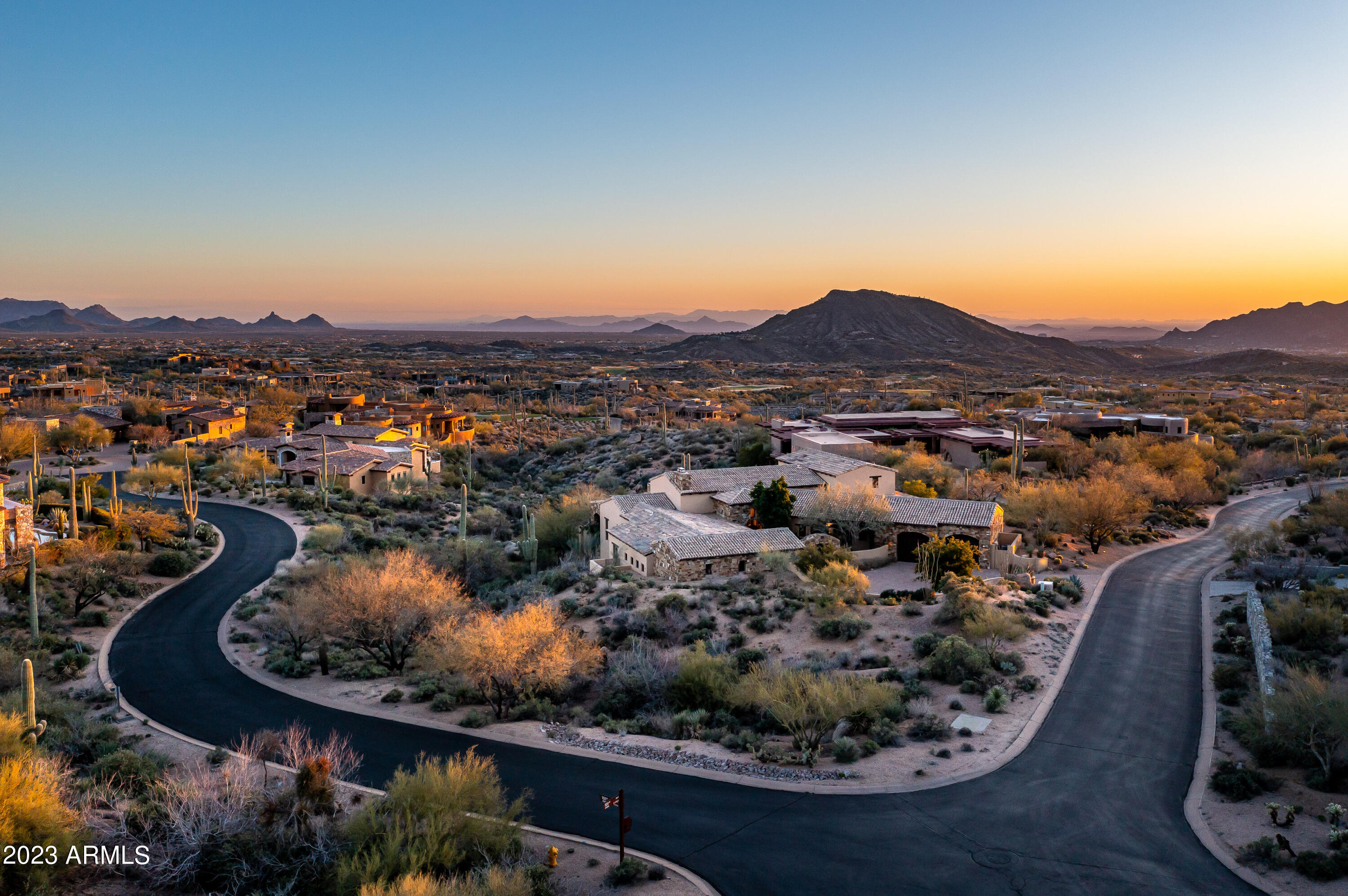 DESERT MOUNTAIN PHASE 3 UNIT 33 - Residential