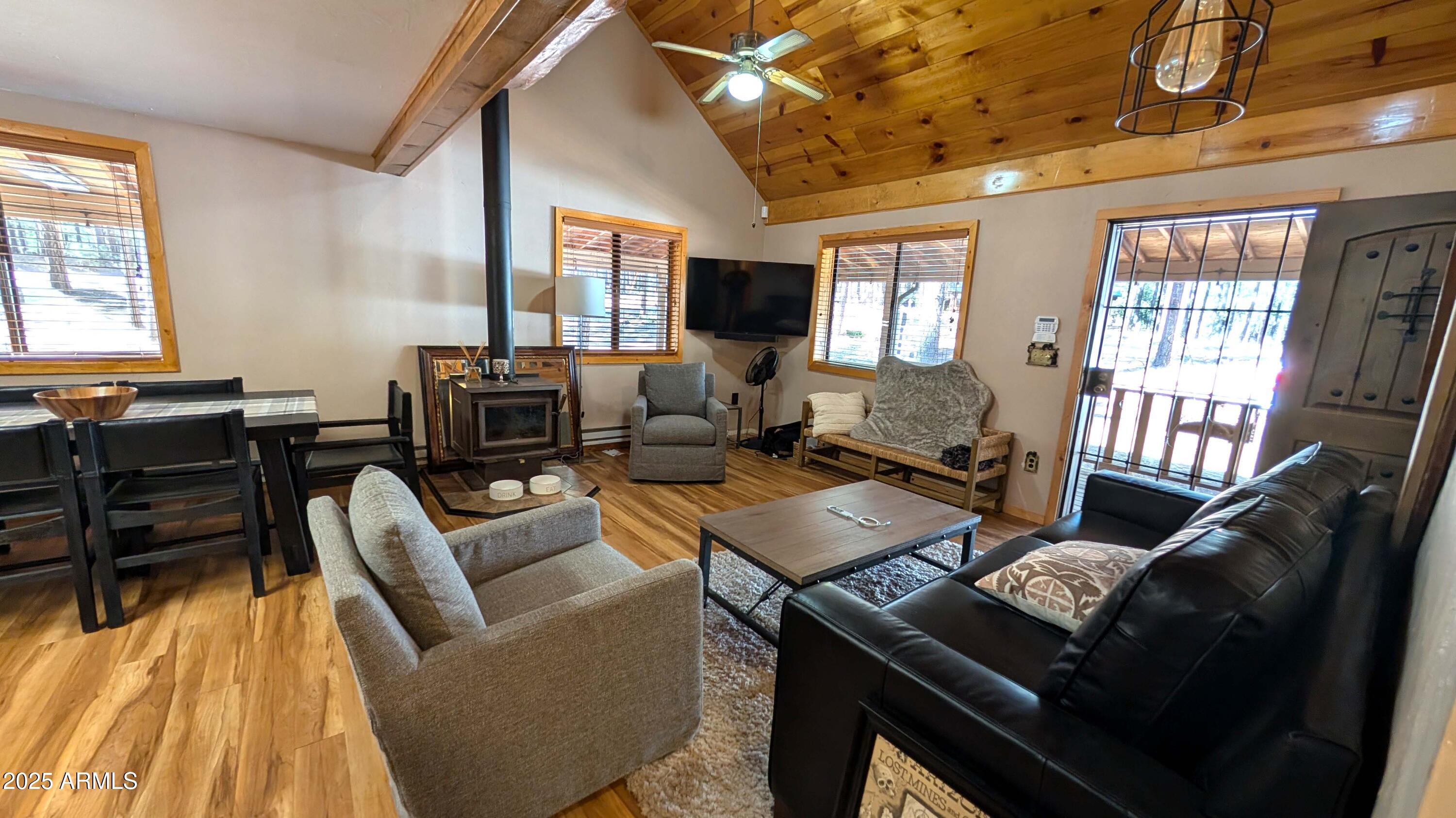 FOREST LAKES - Residential