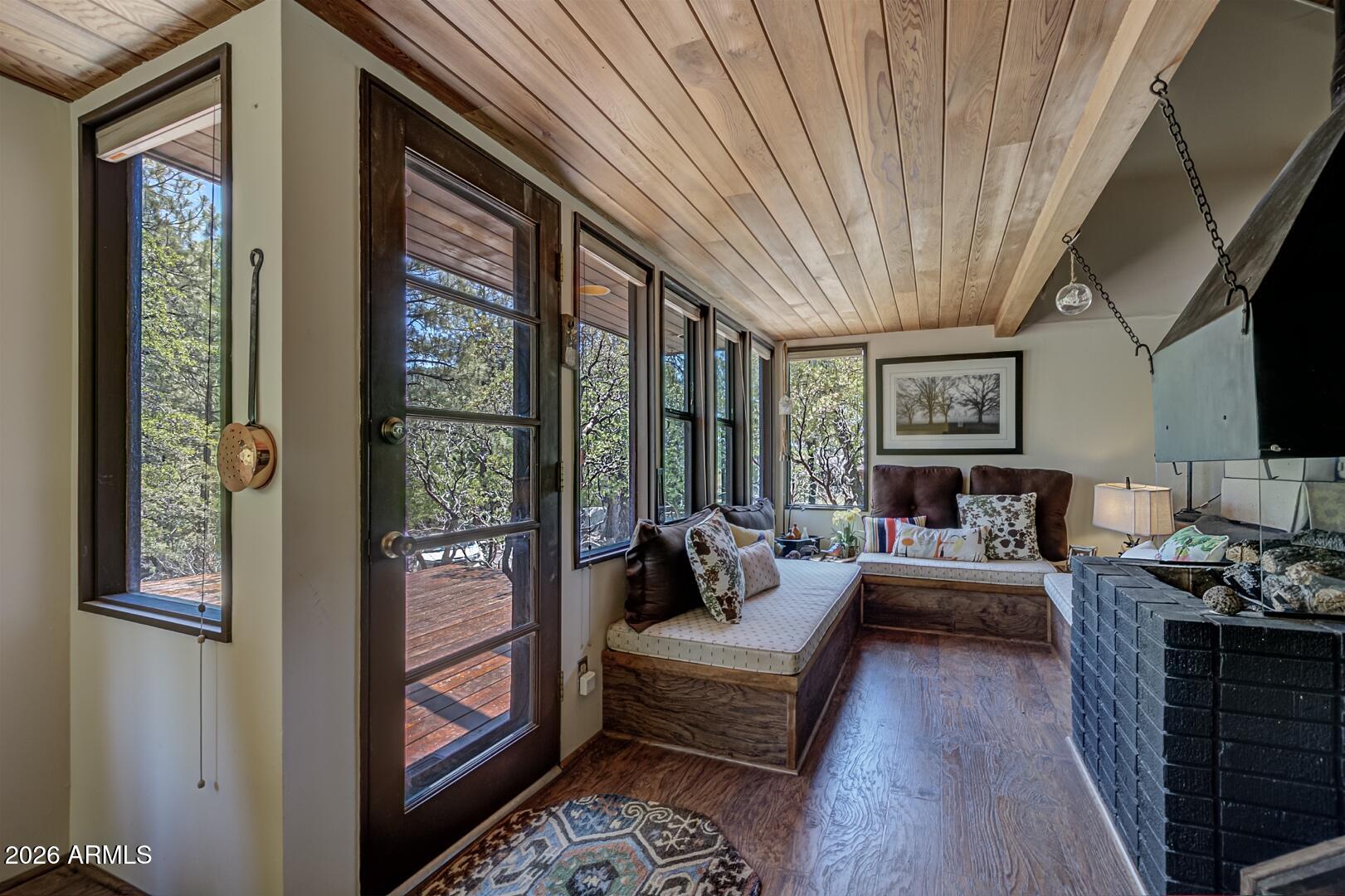 Portal Pine Creek Canyon - Residential