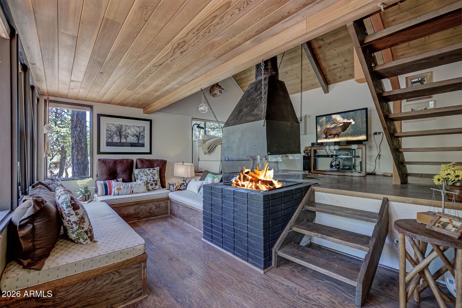 Portal Pine Creek Canyon - Residential
