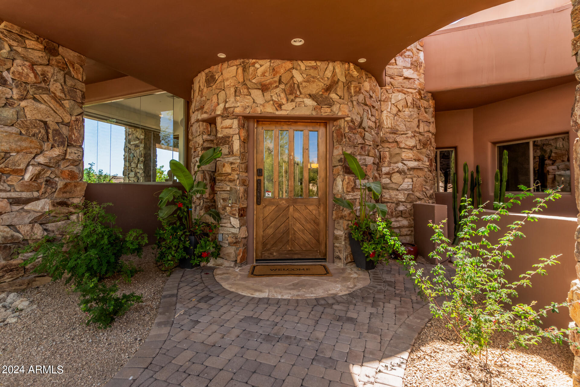 ESTANCIA - Residential