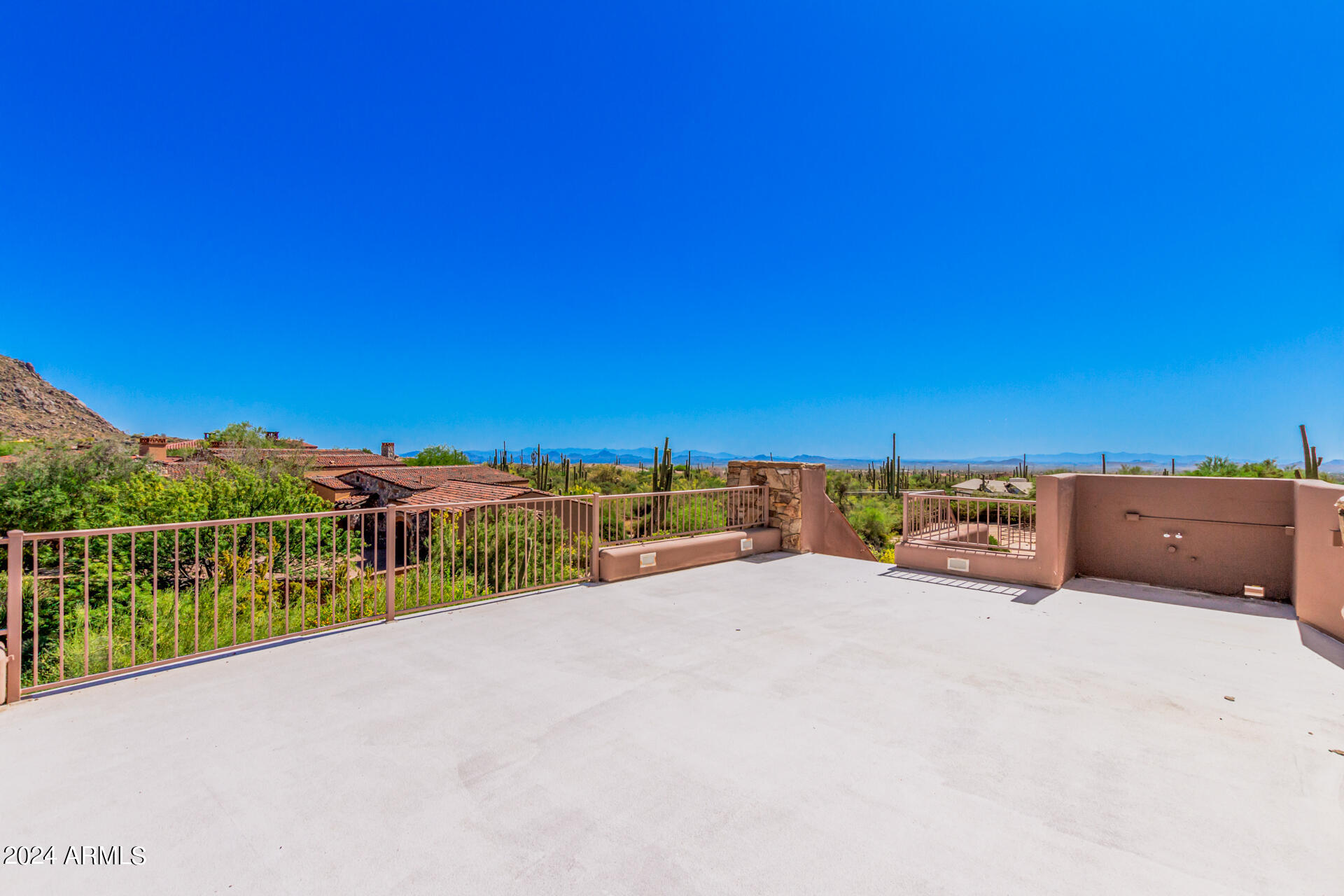 ESTANCIA - Residential