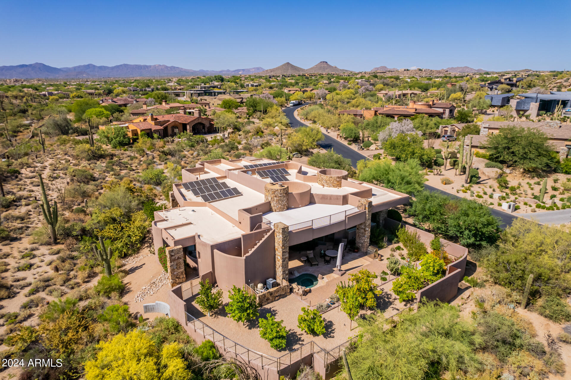 ESTANCIA - Residential