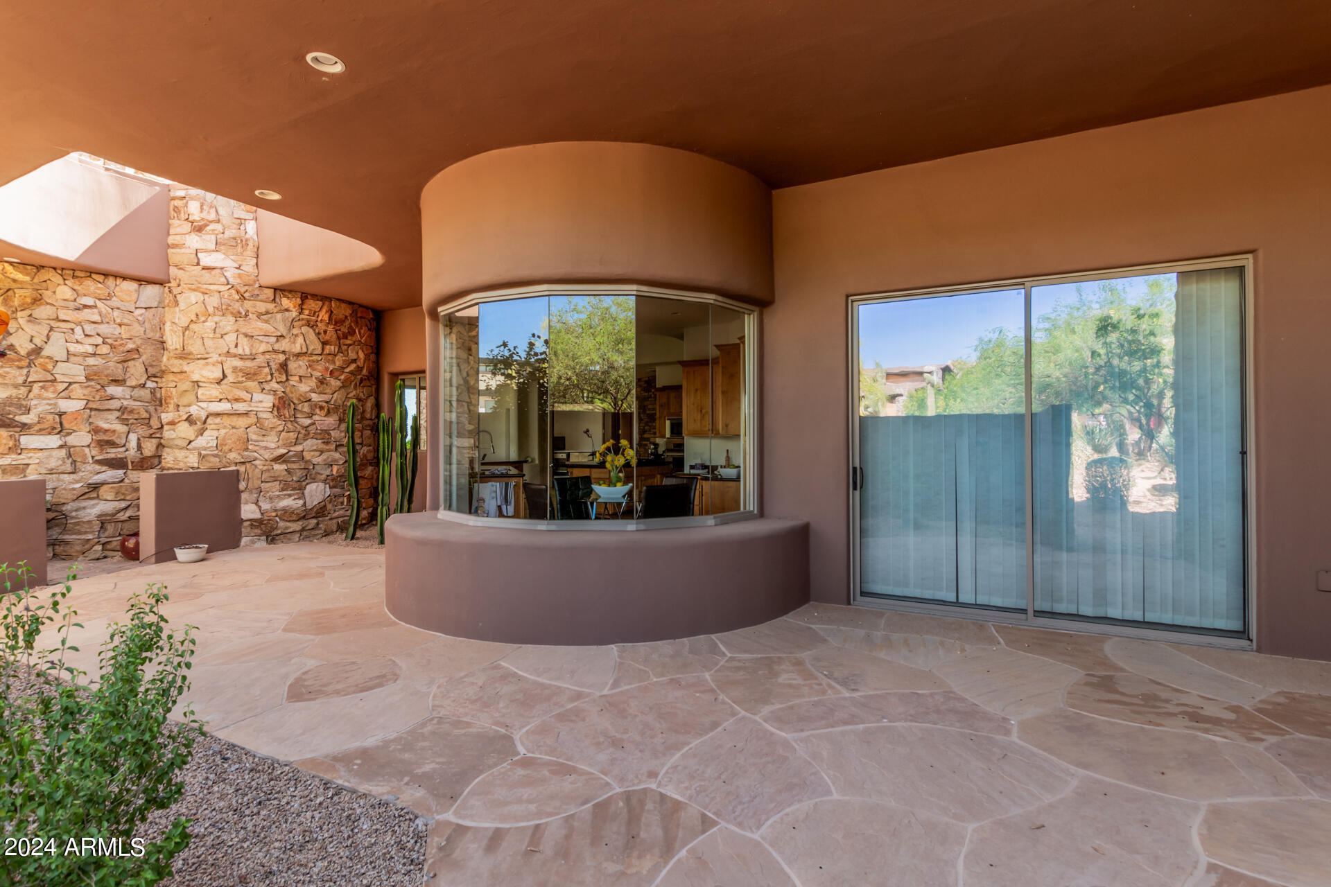 ESTANCIA - Residential