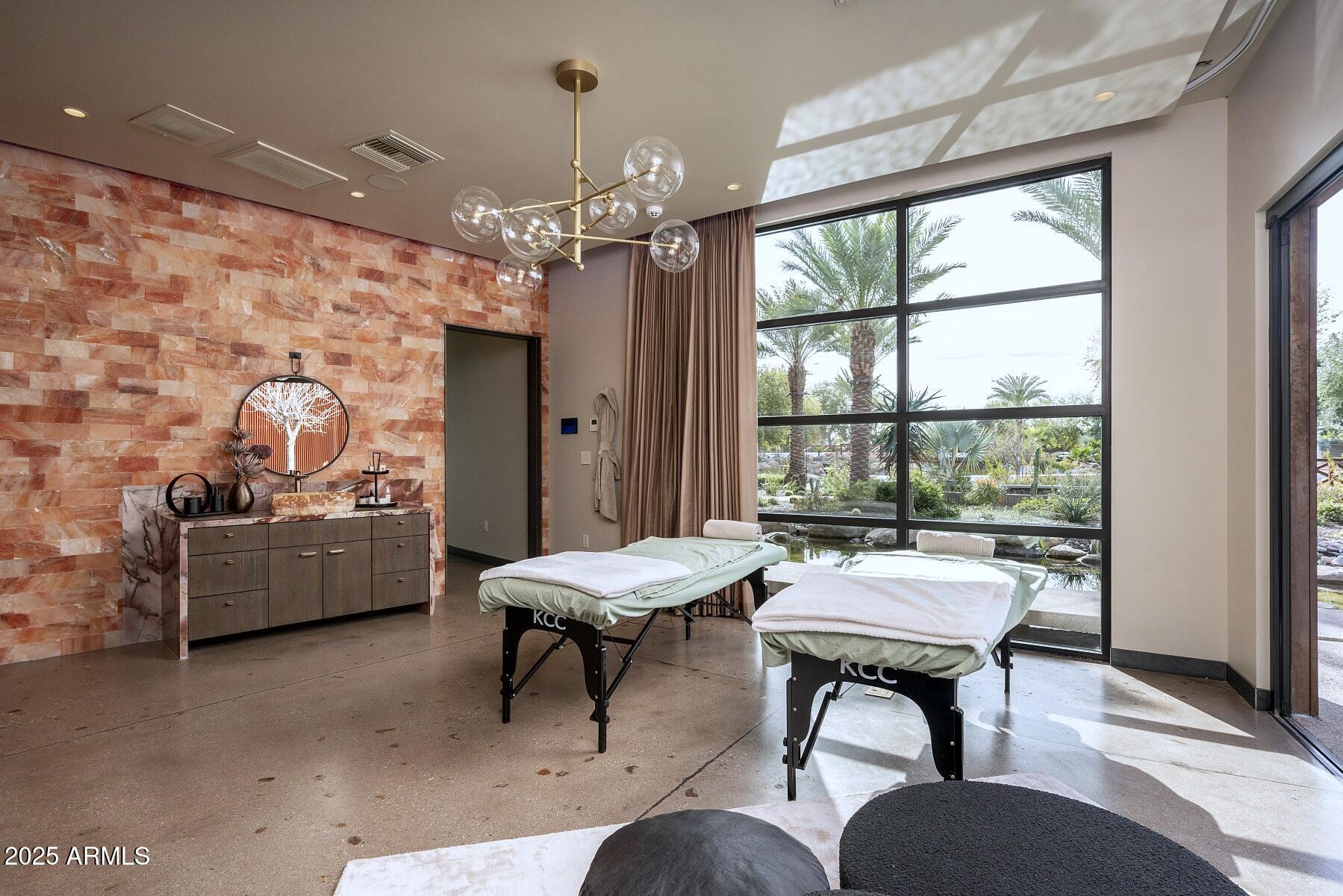S 148TH STREET MOD - Residential
