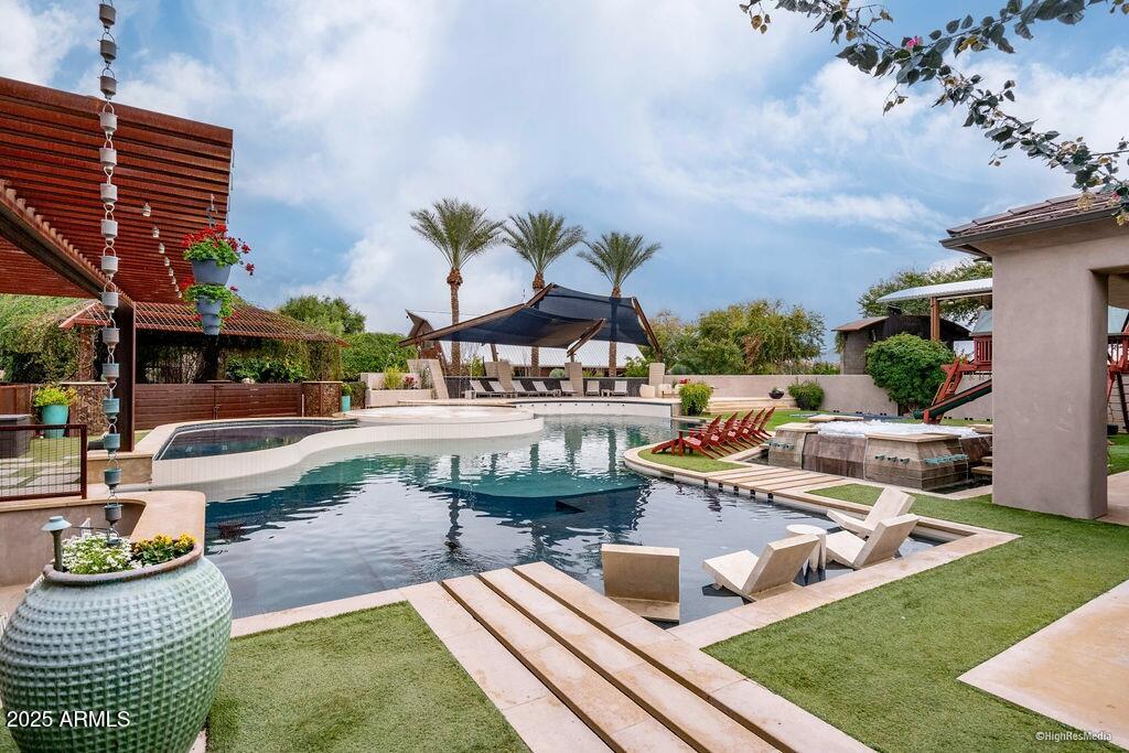 S 148TH STREET MOD - Residential