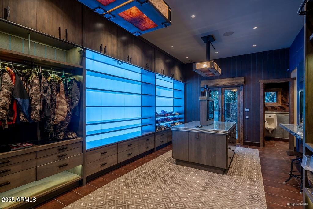 S 148TH STREET MOD - Residential
