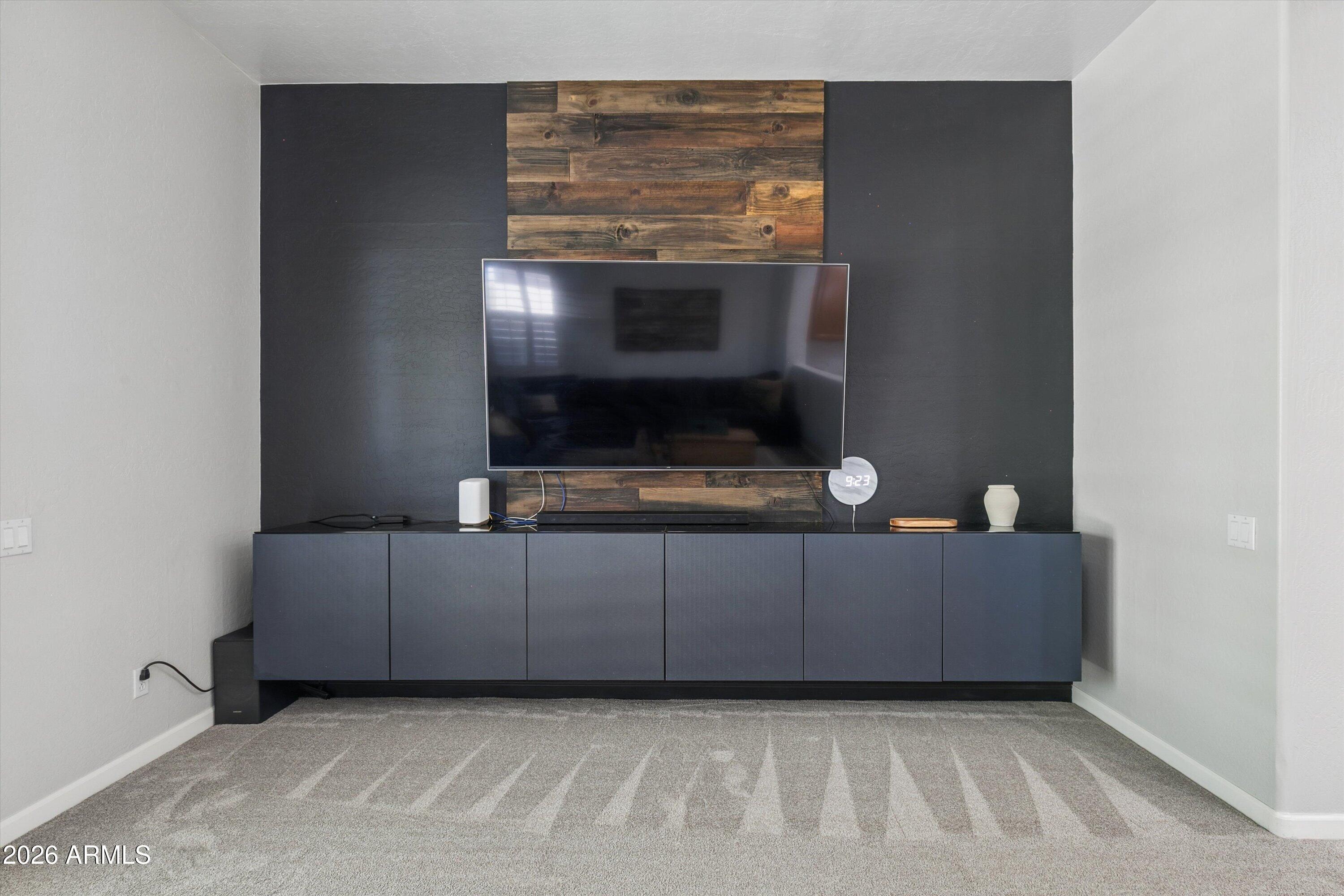 ANTHEM COVENTRY HOMES UNIT 21B - Residential