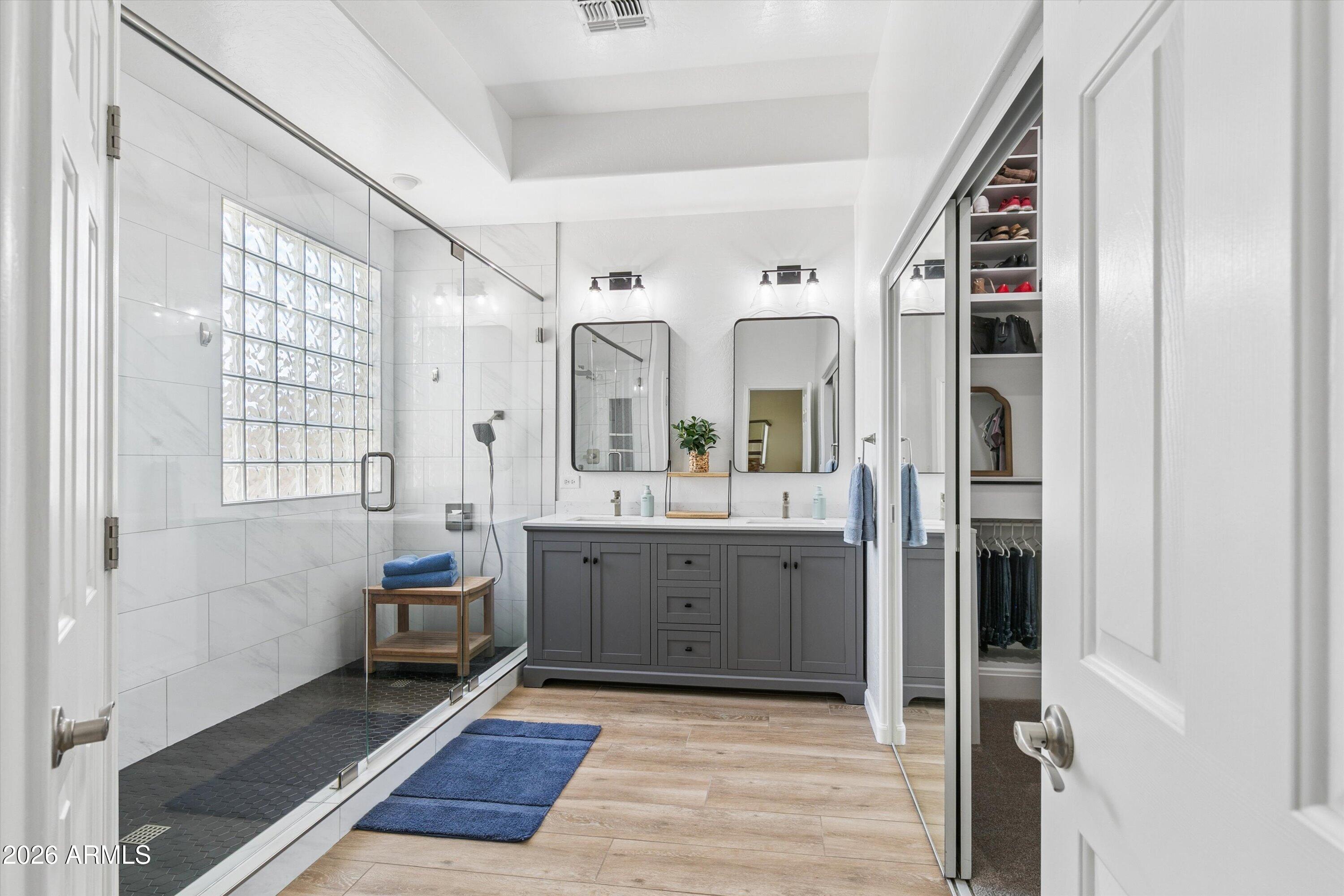 ANTHEM COVENTRY HOMES UNIT 21B - Residential
