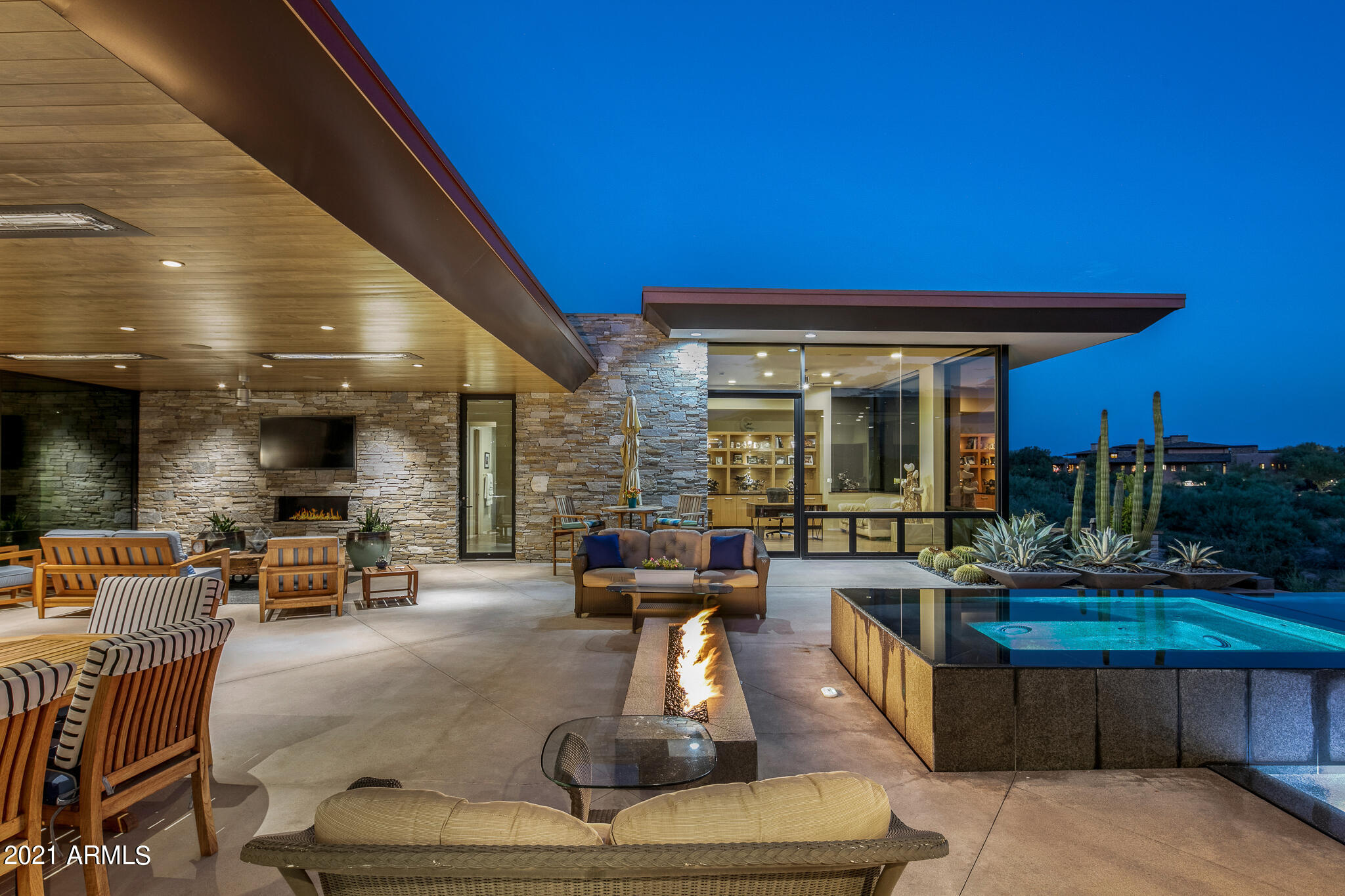 Mirabel Club - Residential