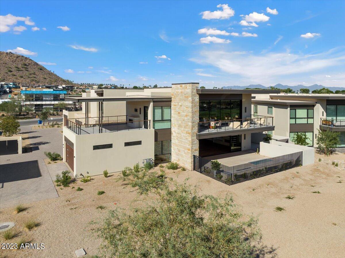 ASCENT AT THE PHOENICIAN GOLF VILLAS - Residential