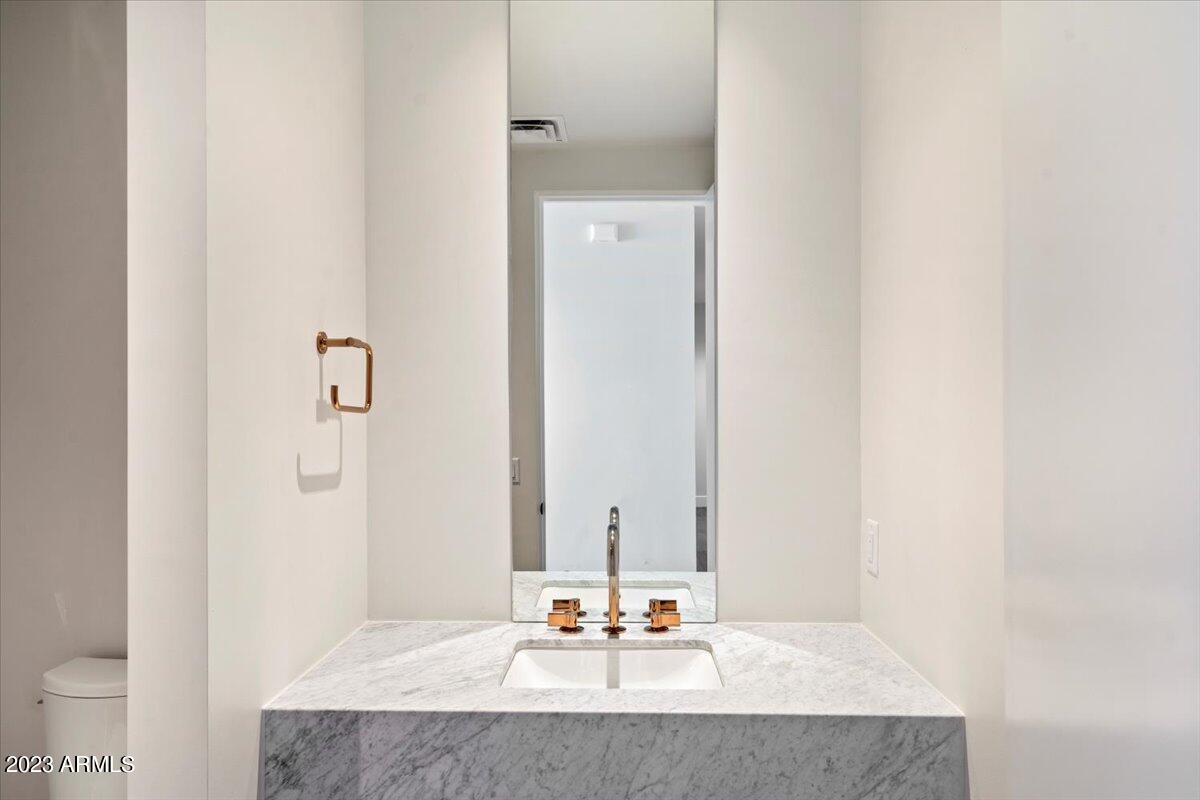 ASCENT AT THE PHOENICIAN GOLF VILLAS - Residential