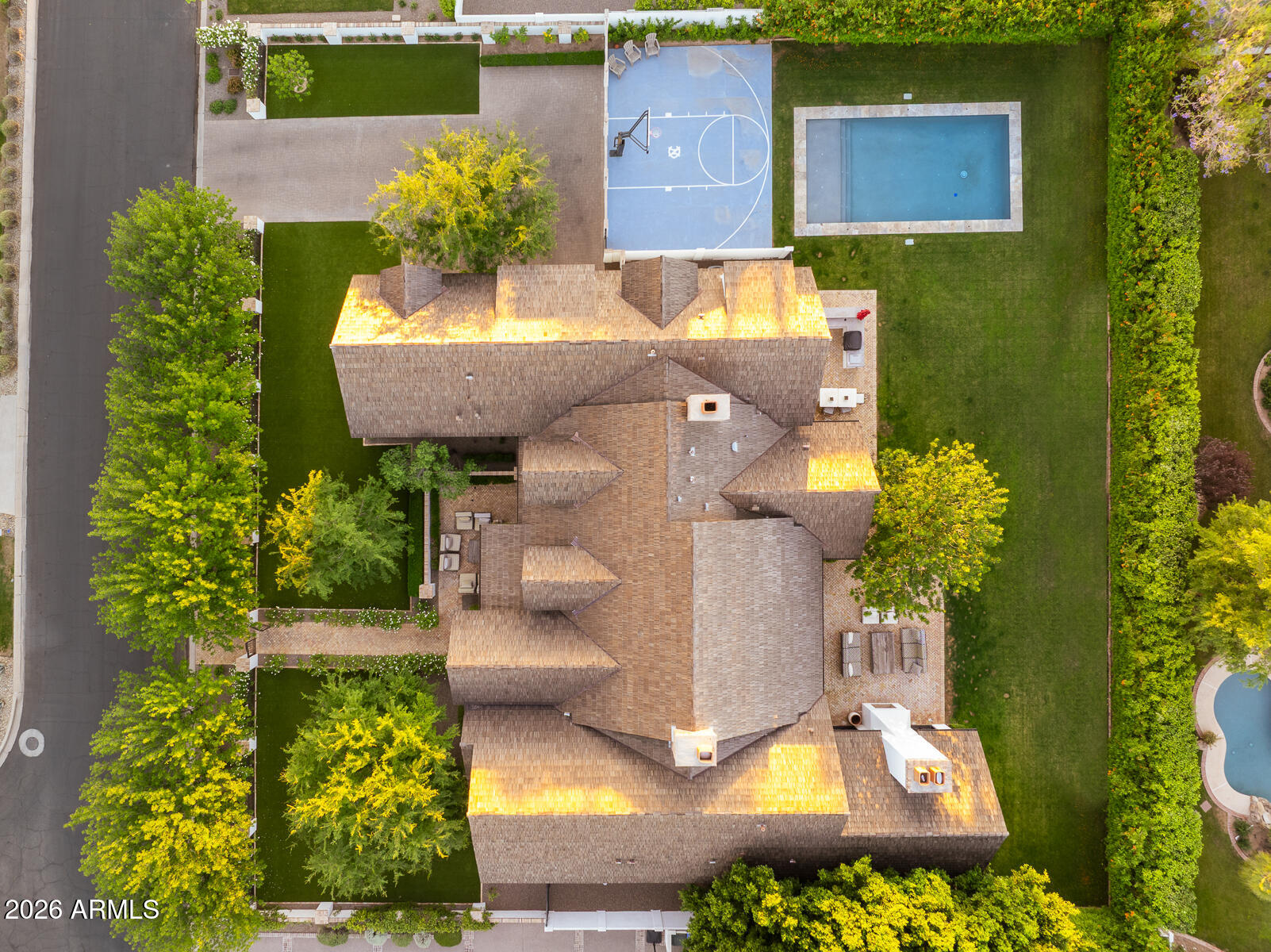 SAVOY ESTATES - Residential