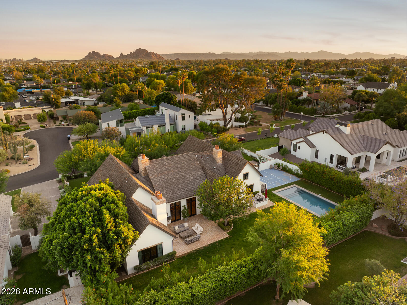 SAVOY ESTATES - Residential