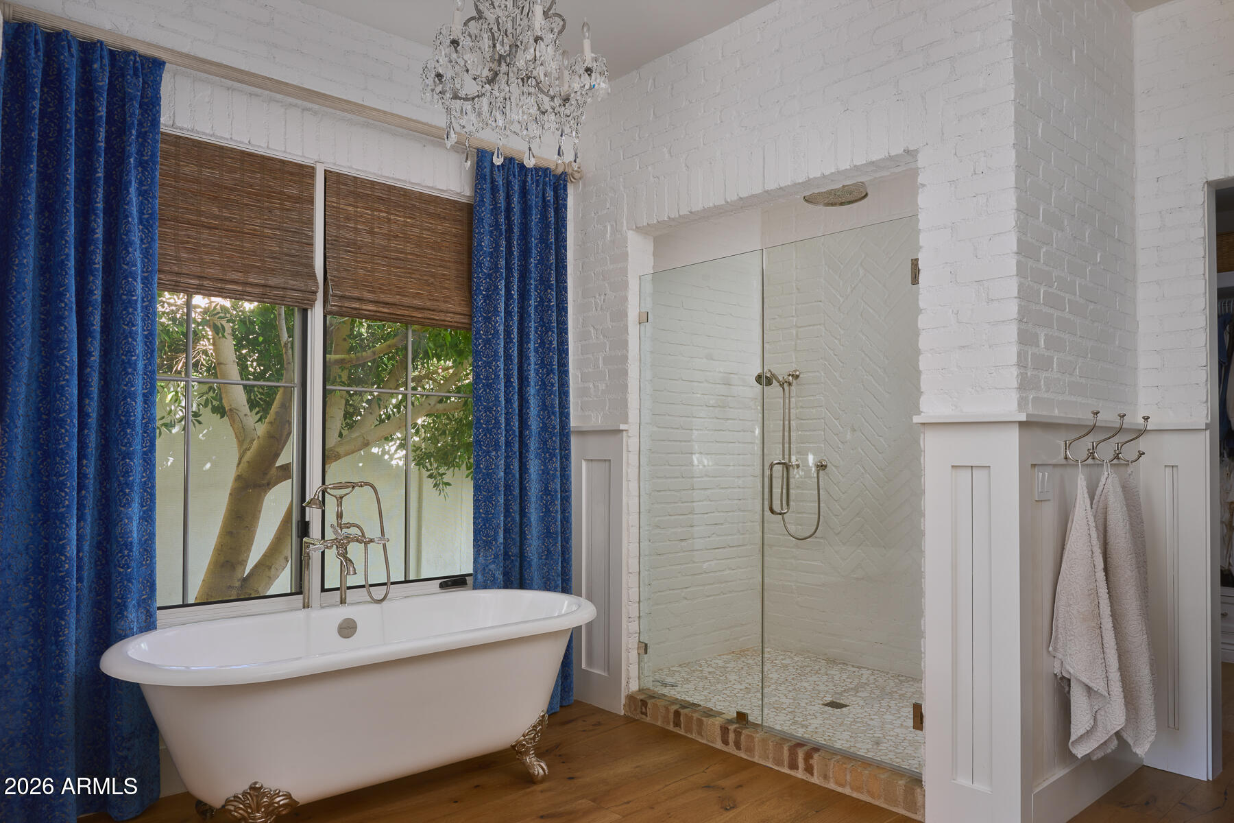 SAVOY ESTATES - Residential