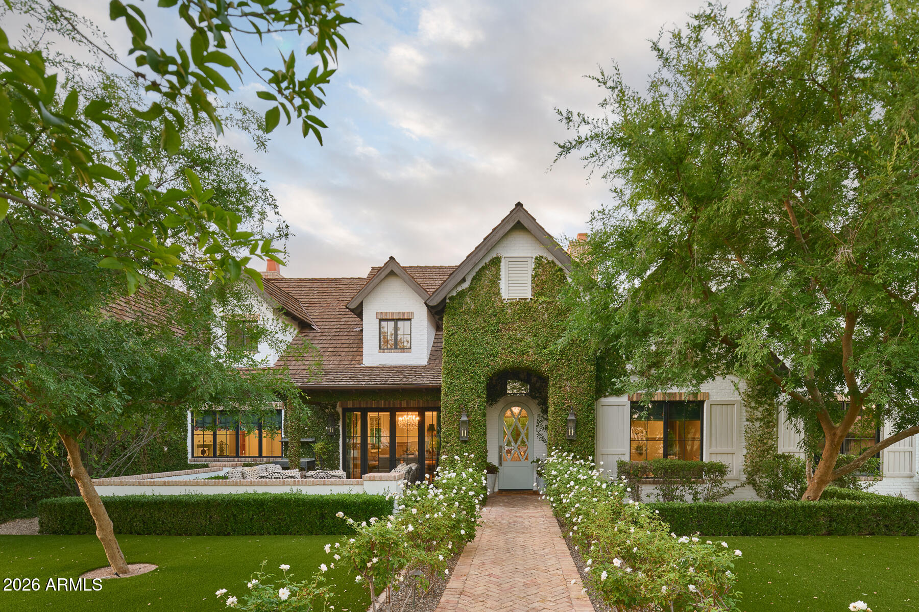 SAVOY ESTATES - Residential