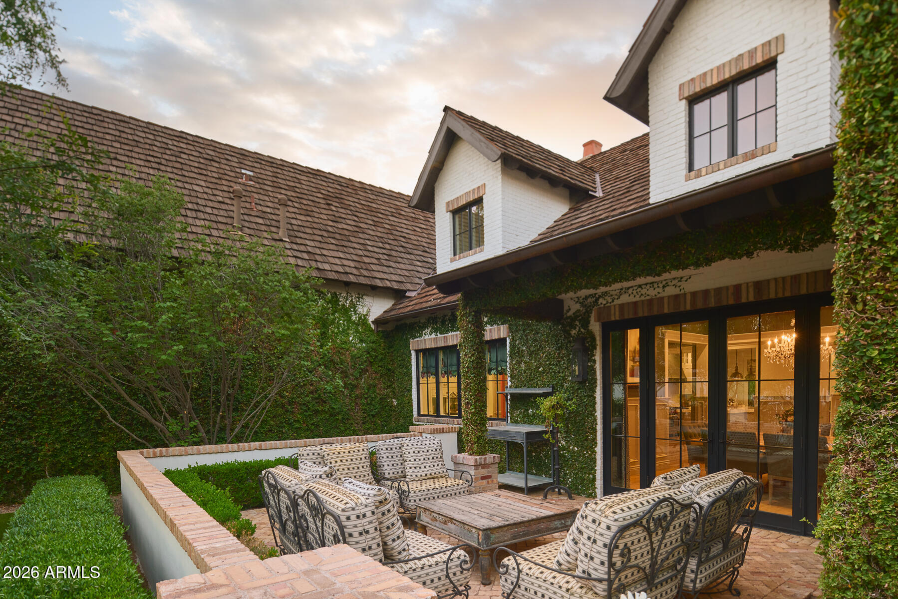 SAVOY ESTATES - Residential
