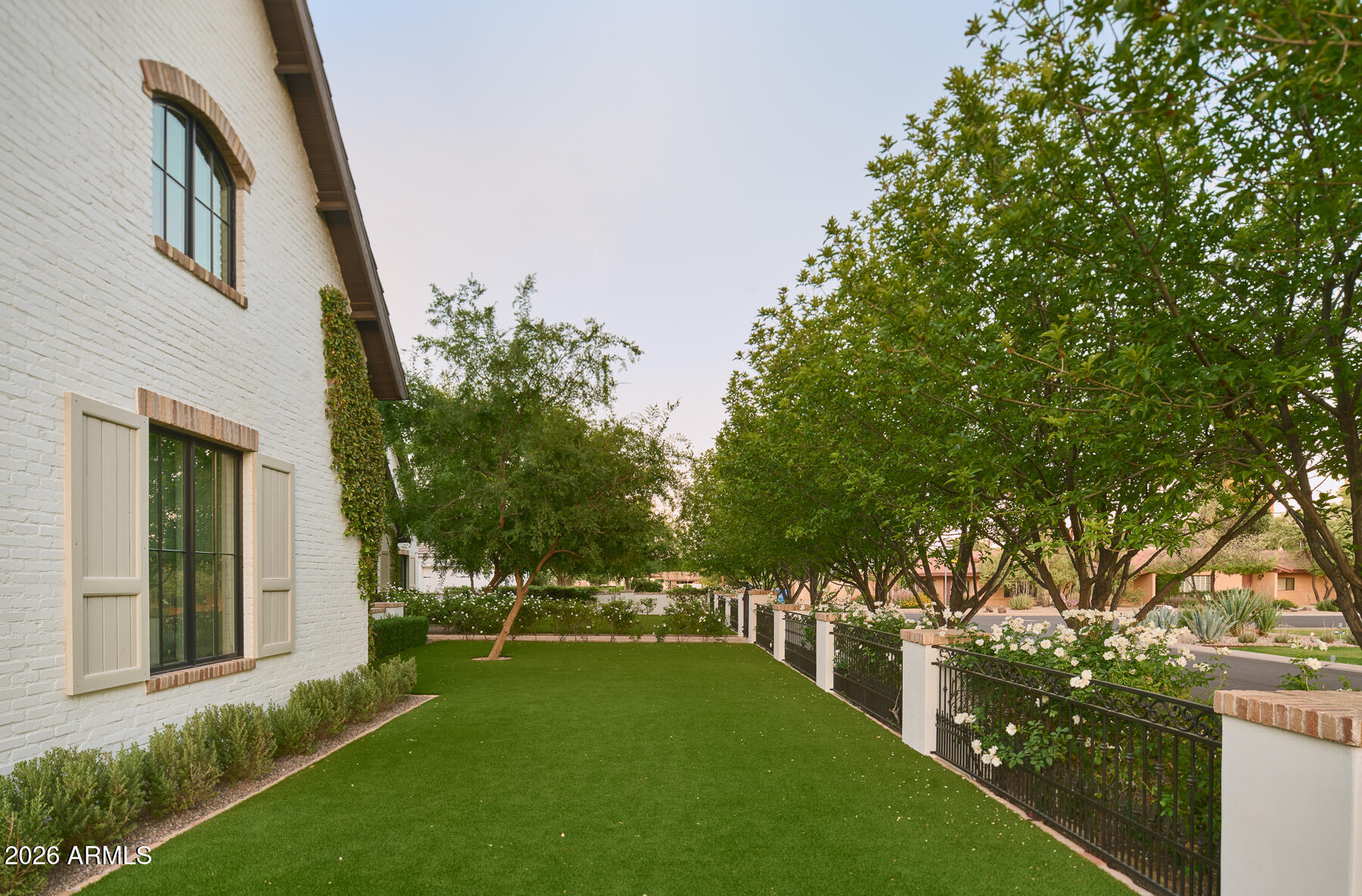 SAVOY ESTATES - Residential