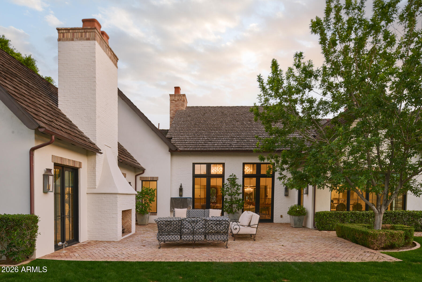 SAVOY ESTATES - Residential