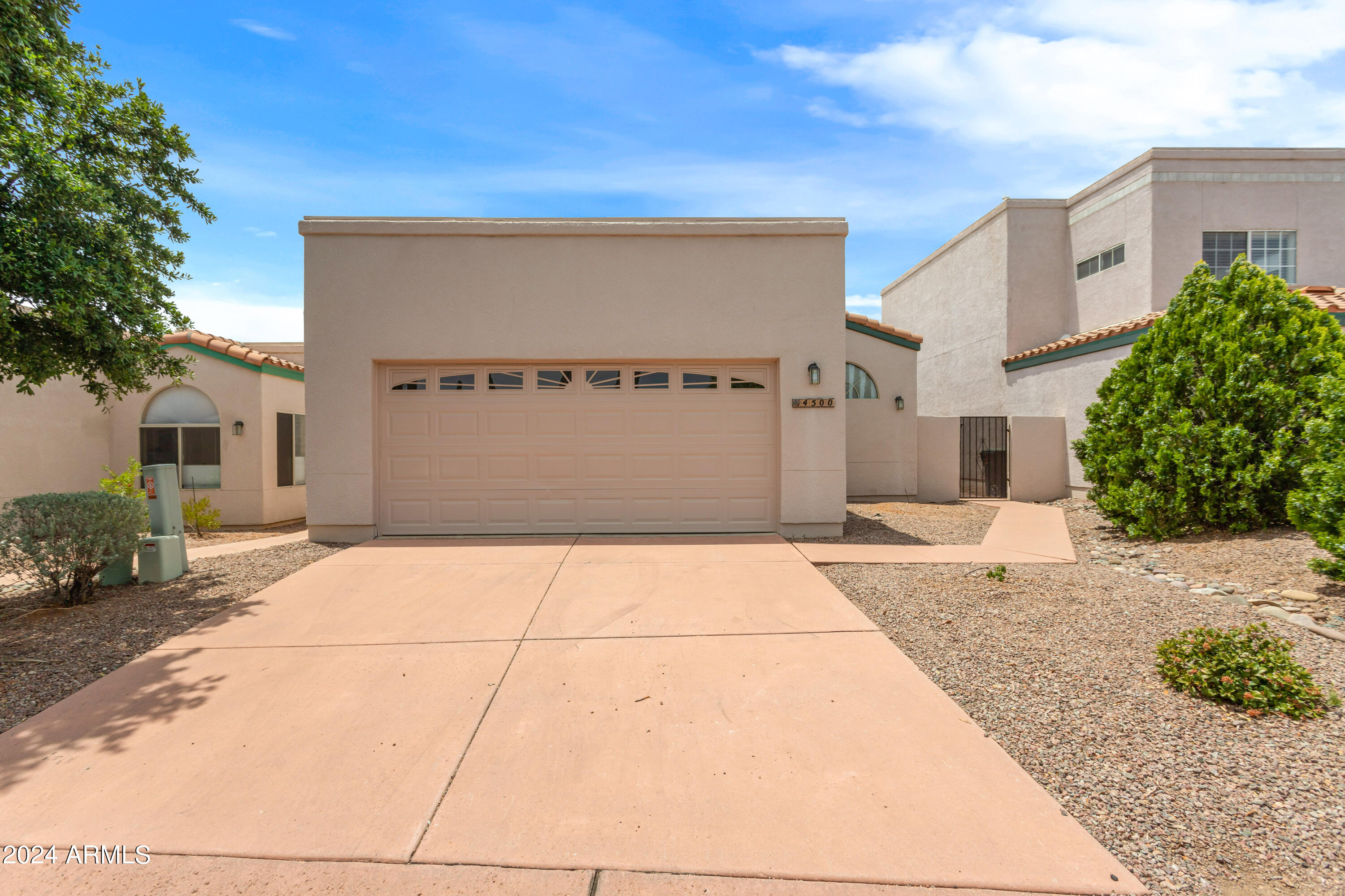 SIERRA SPRINGS - Residential