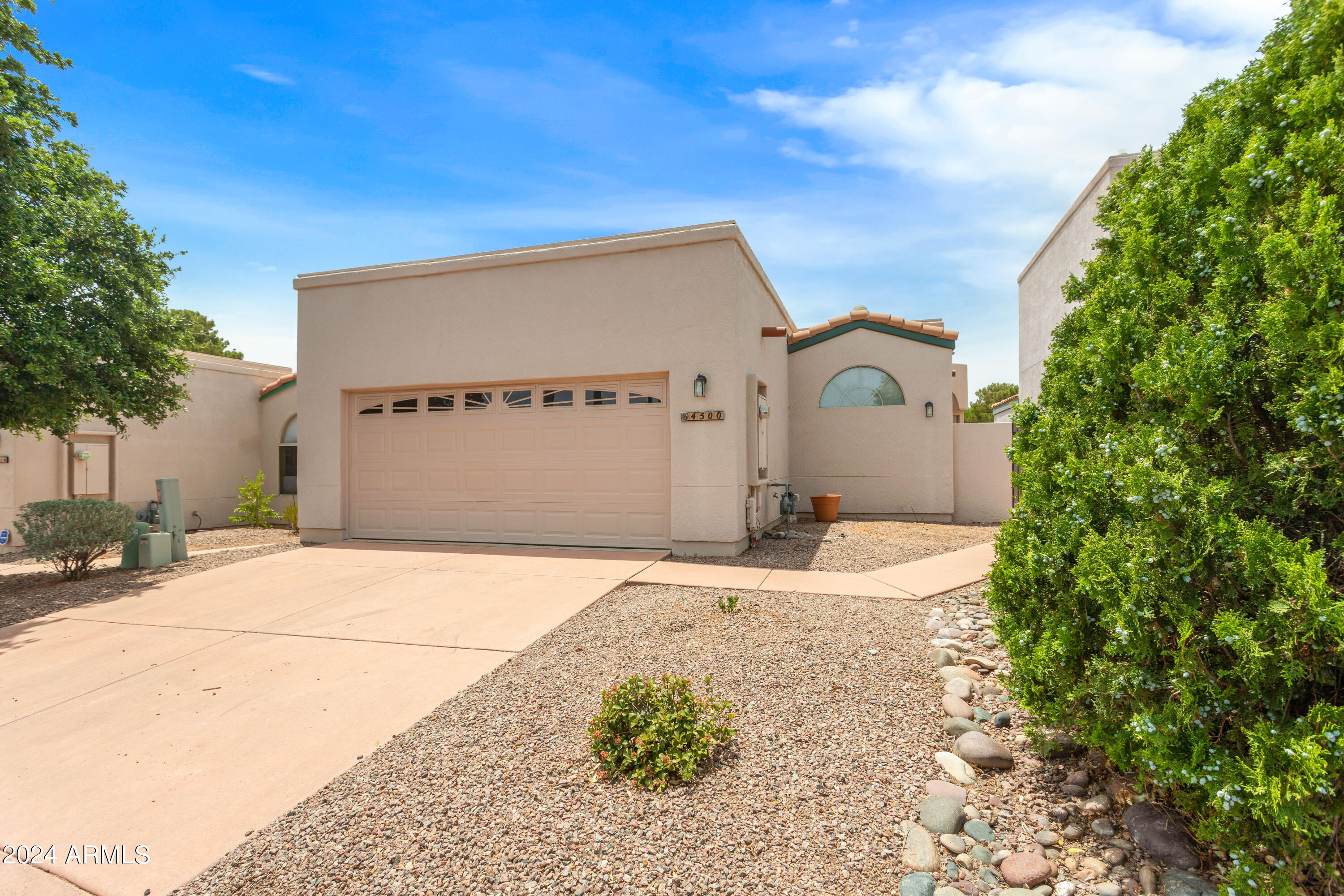 SIERRA SPRINGS - Residential
