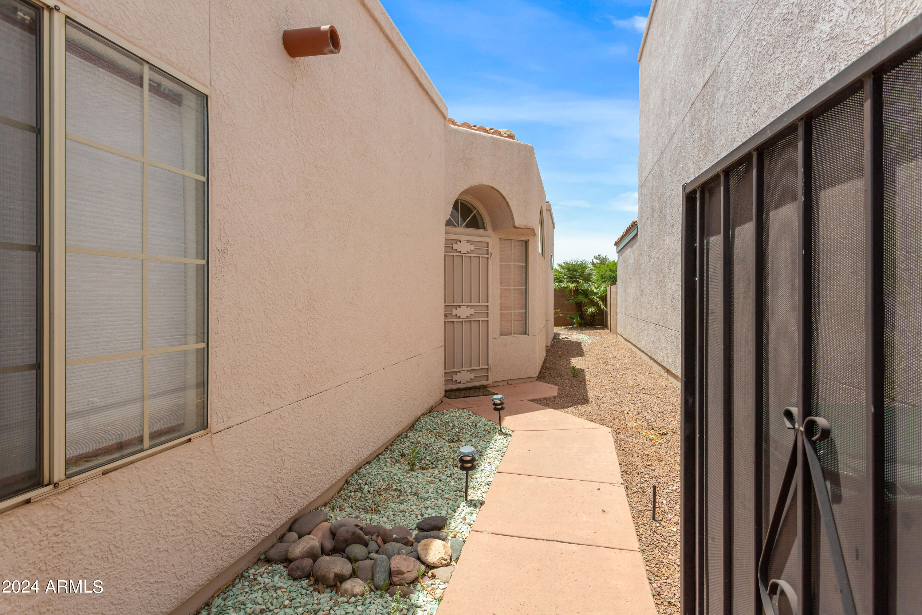 SIERRA SPRINGS - Residential