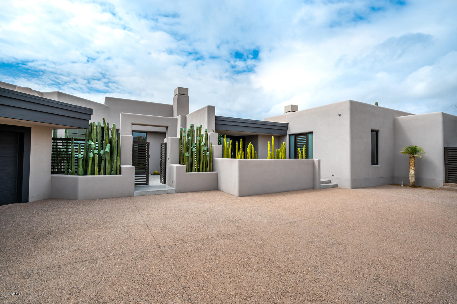 DESERT MOUNTAIN - Residential