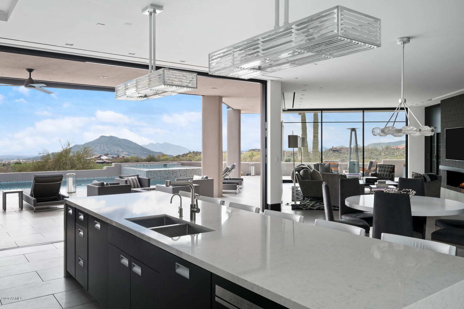 DESERT MOUNTAIN - Residential
