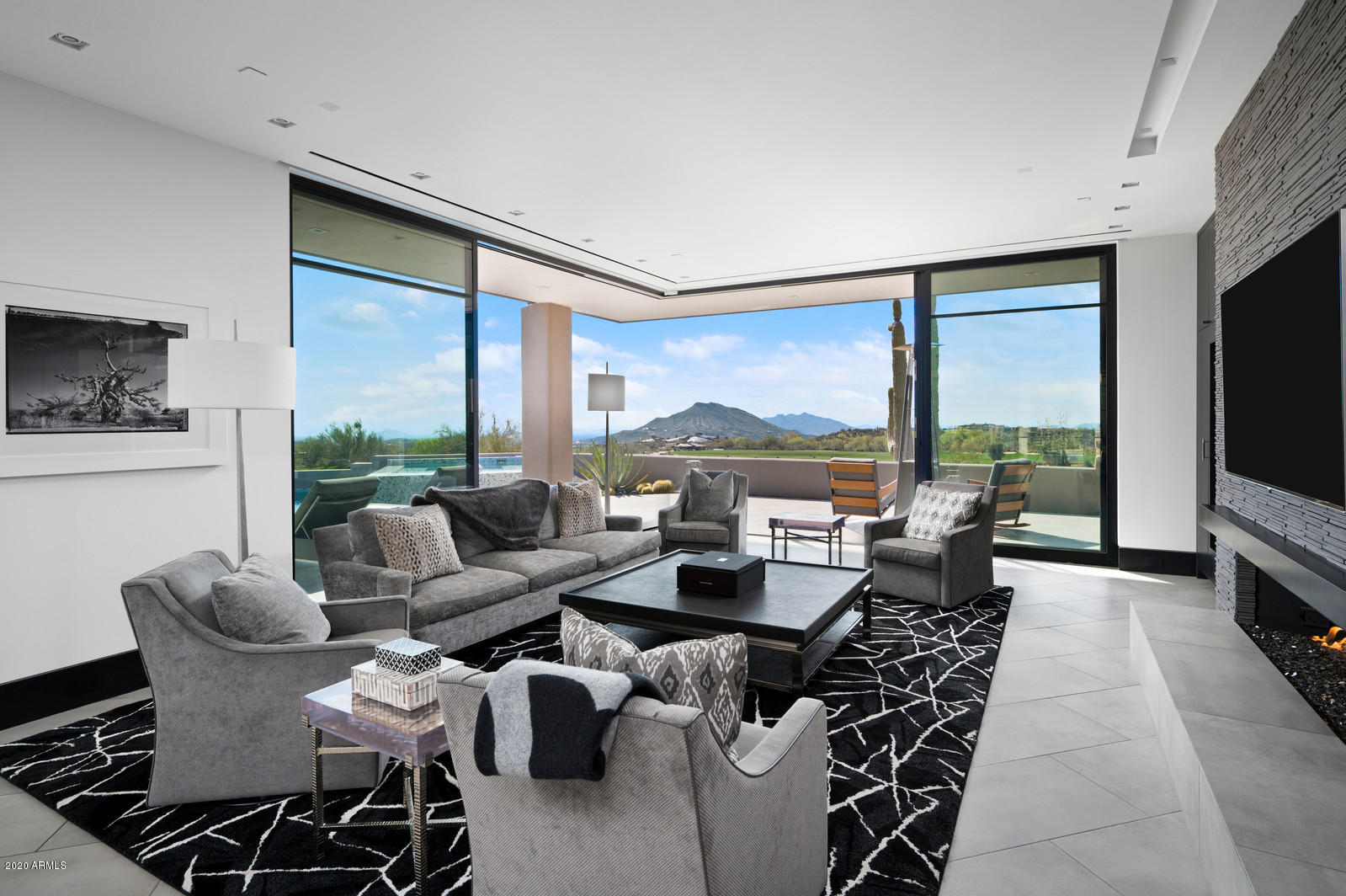 DESERT MOUNTAIN - Residential