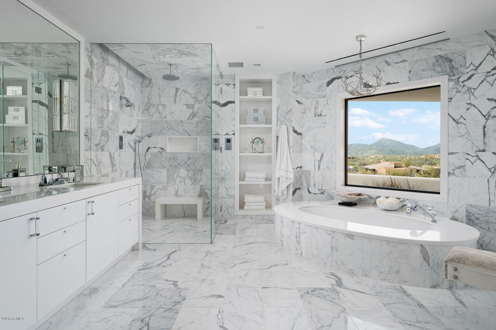 DESERT MOUNTAIN - Residential