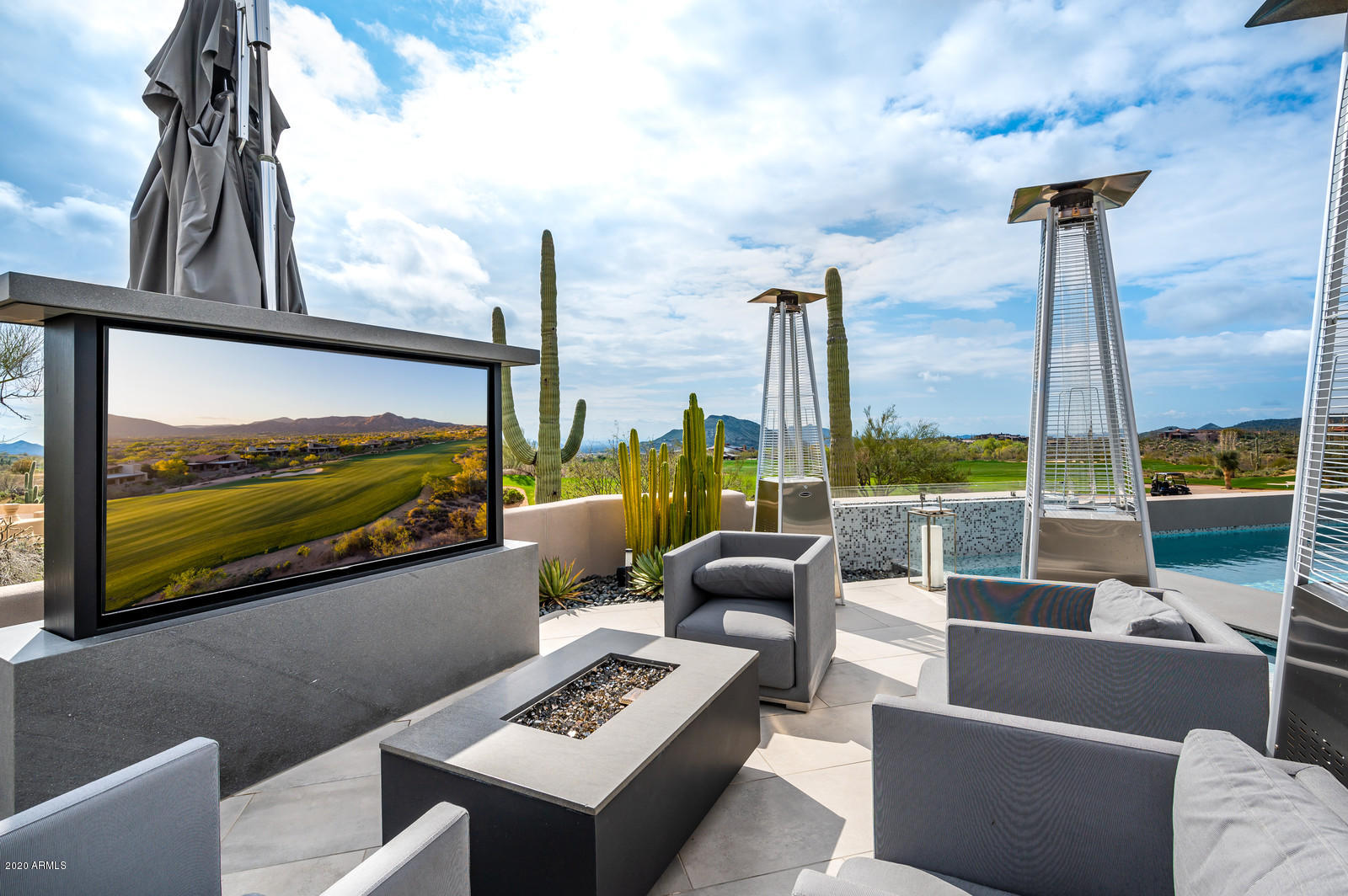 DESERT MOUNTAIN - Residential