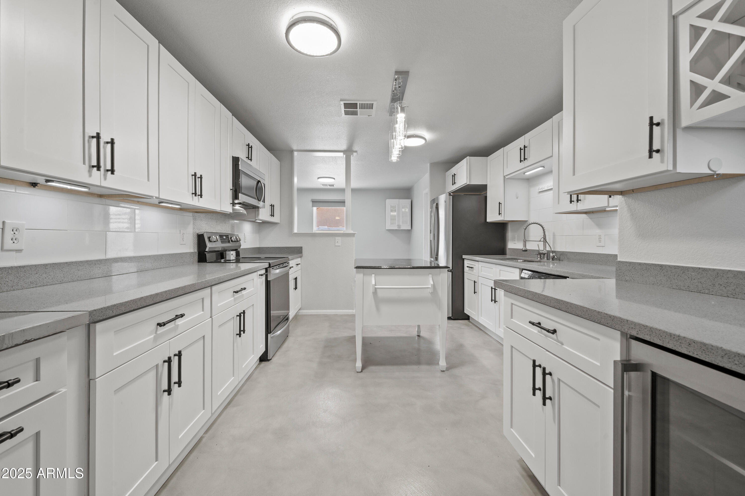 ARIZONA CITY UNIT ONE - Residential