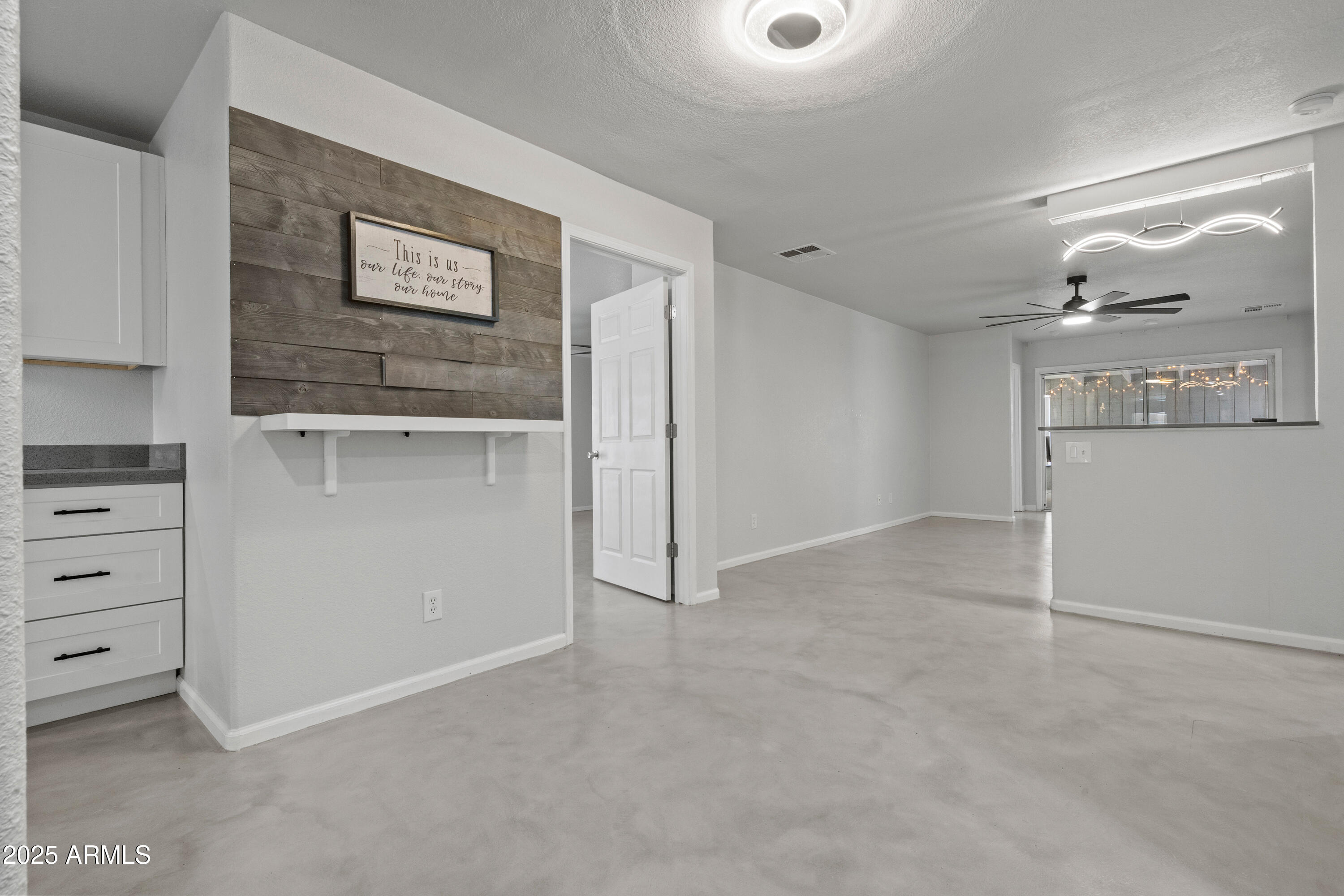 ARIZONA CITY UNIT ONE - Residential