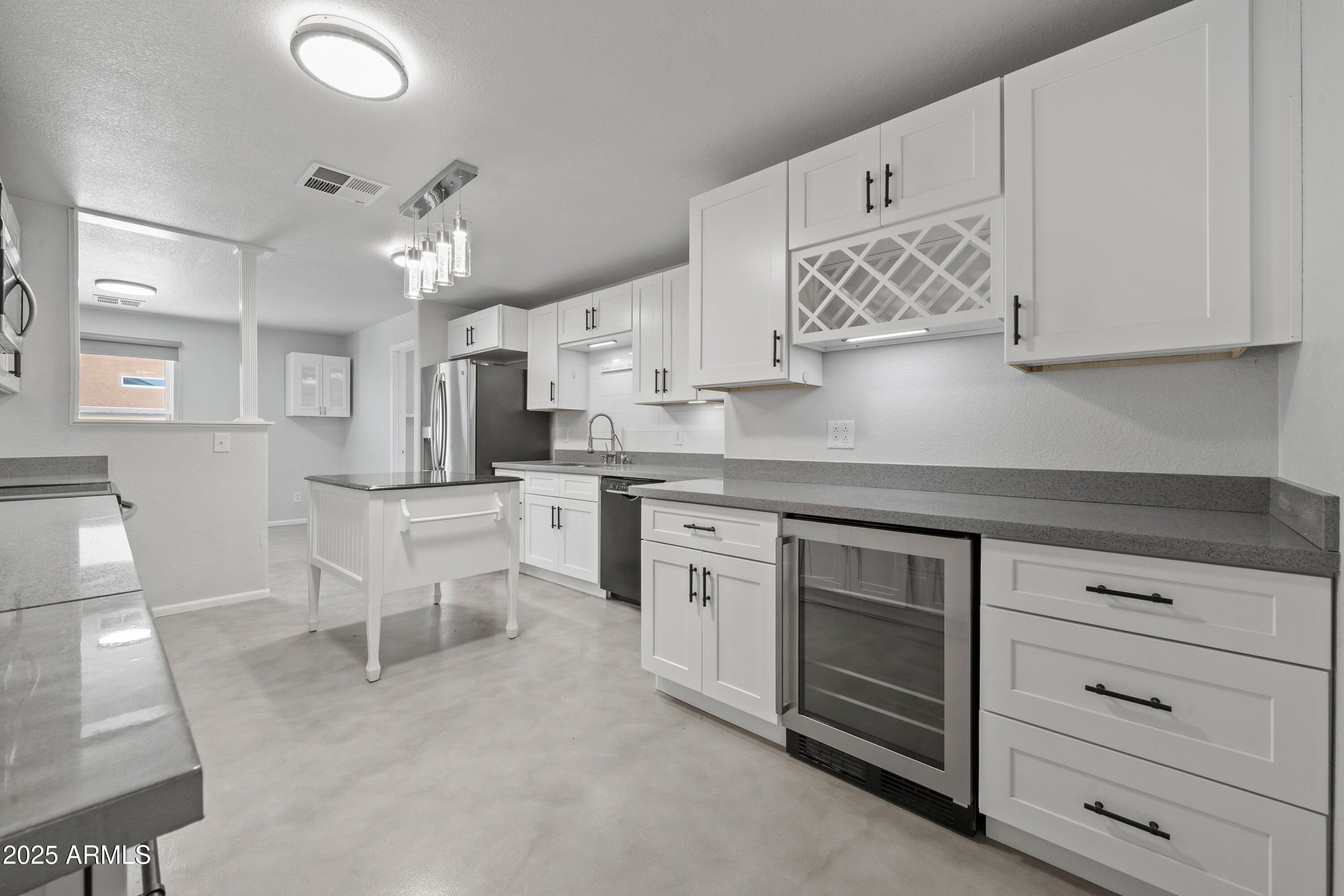 ARIZONA CITY UNIT ONE - Residential