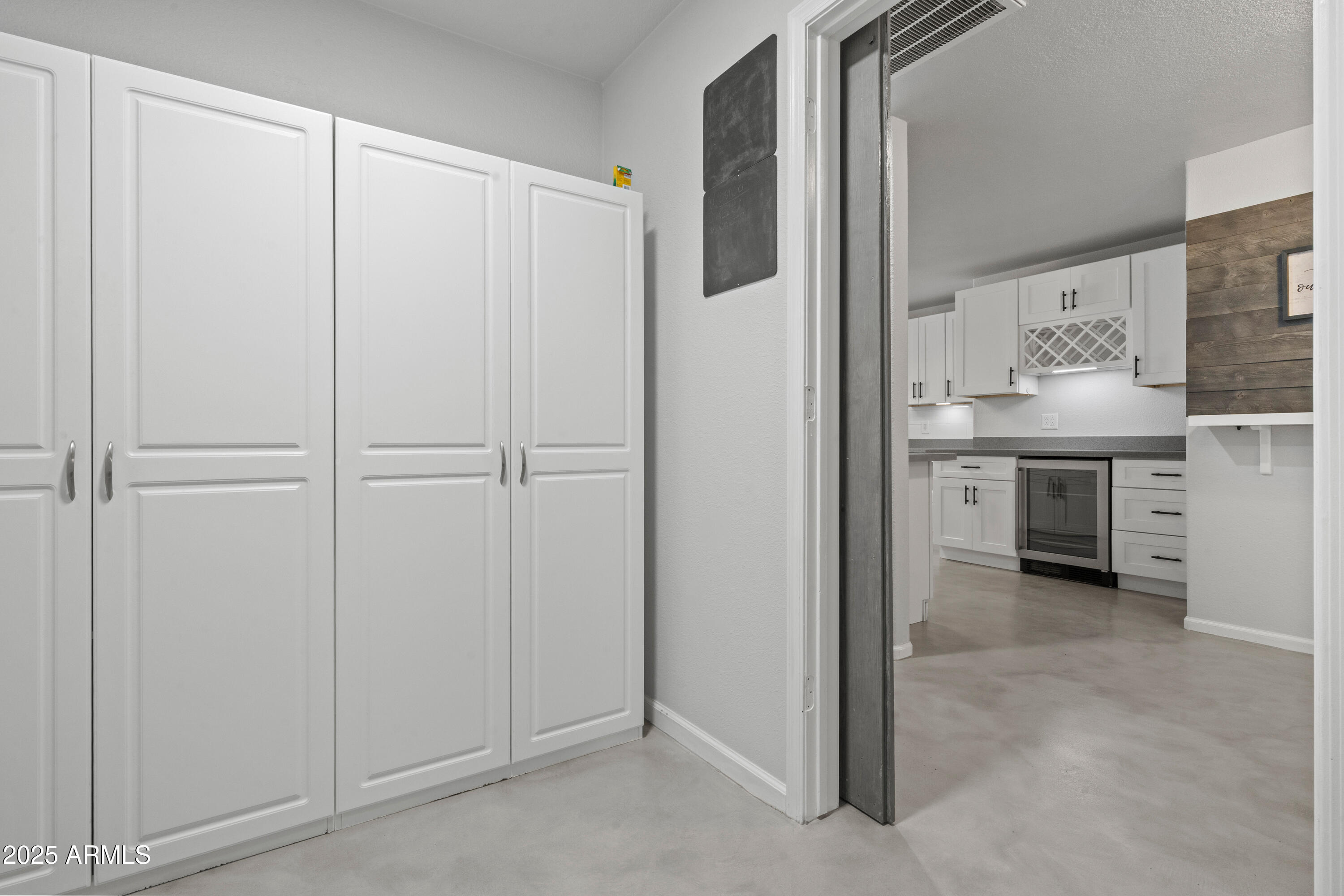 ARIZONA CITY UNIT ONE - Residential