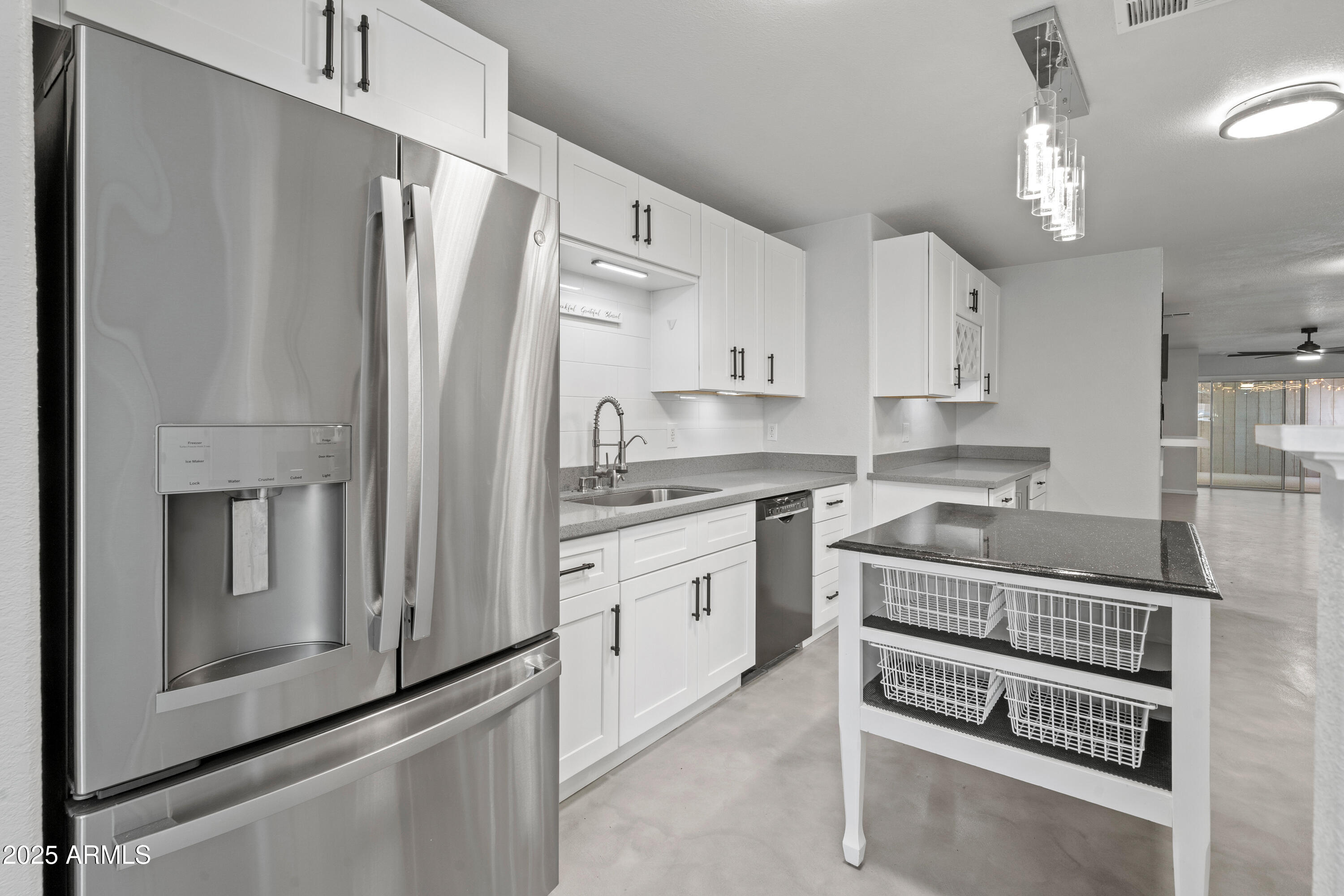 ARIZONA CITY UNIT ONE - Residential