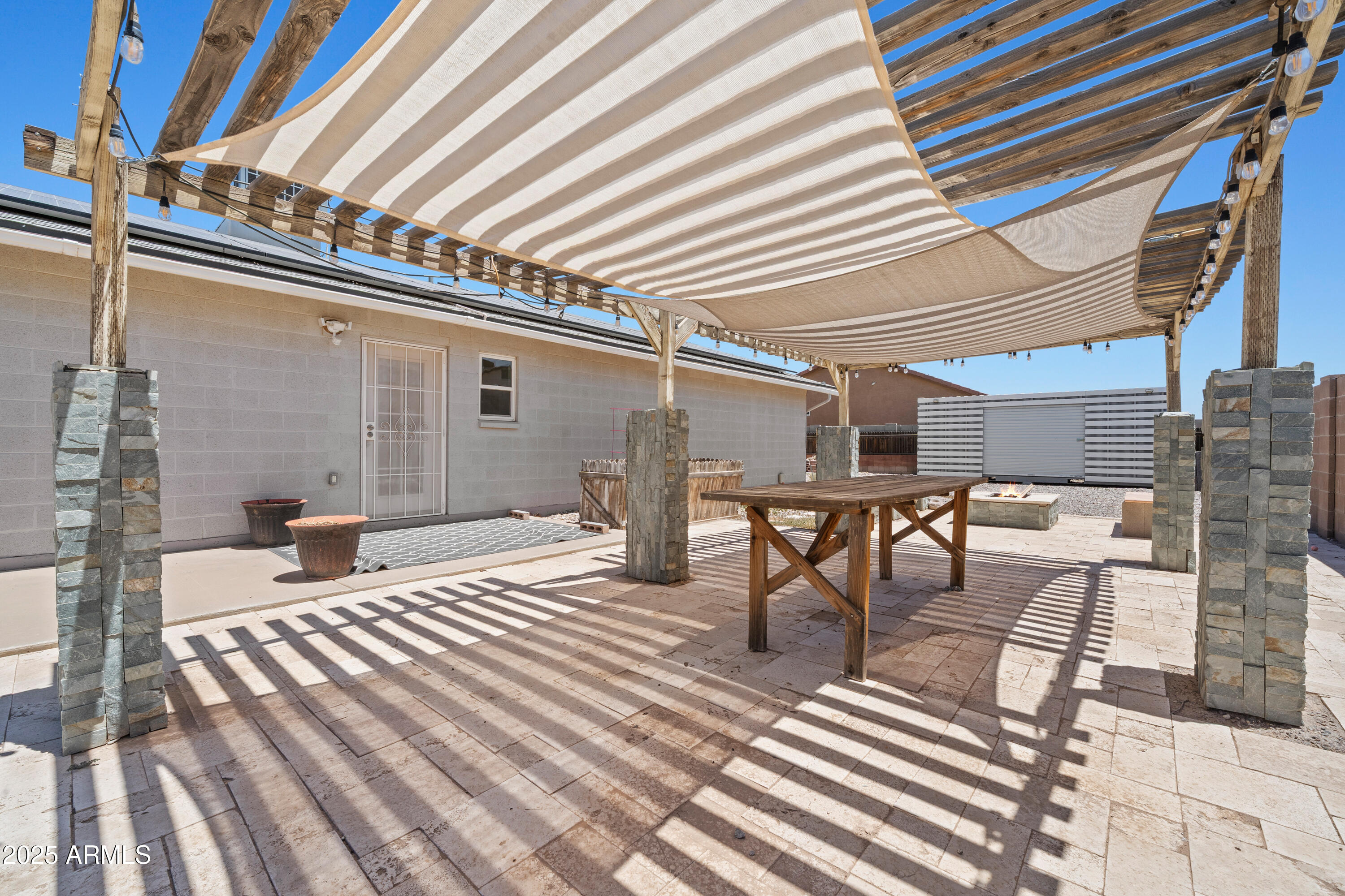 ARIZONA CITY UNIT ONE - Residential
